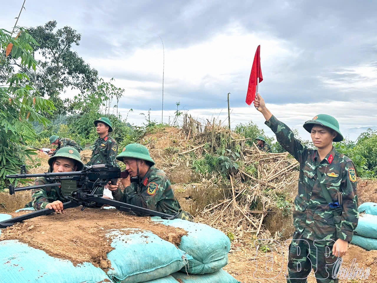 Huấn luyện nghiêm, rèn luyện thực chất