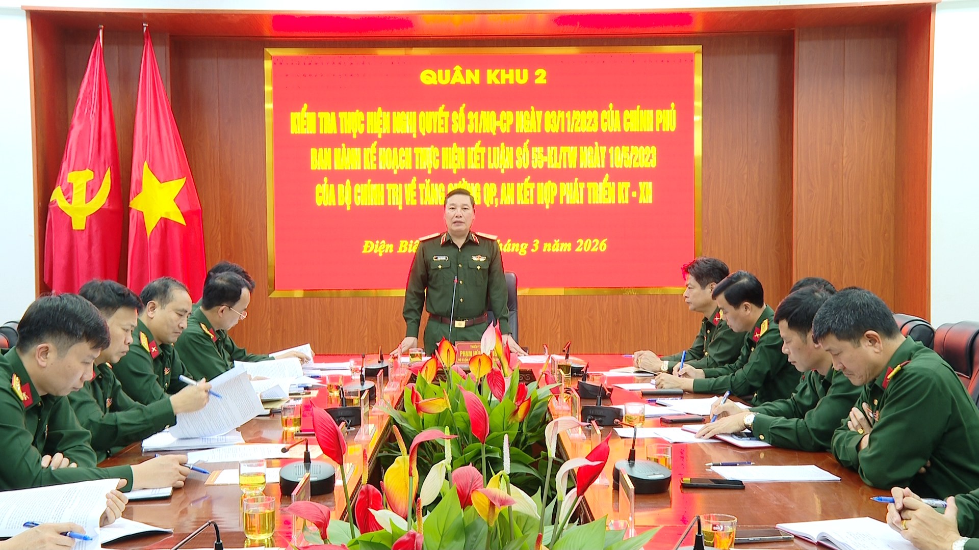 Quân khu 2 kiểm tra thực hiện nghị quyết tại Bộ CHQS tỉnh