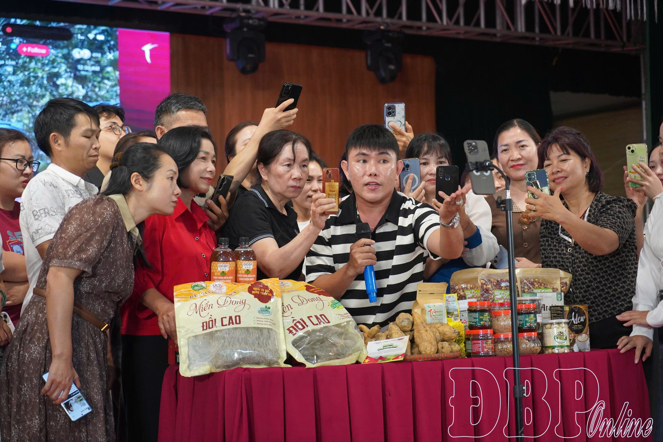 Nông sản Điện Biên trên sóng livestream