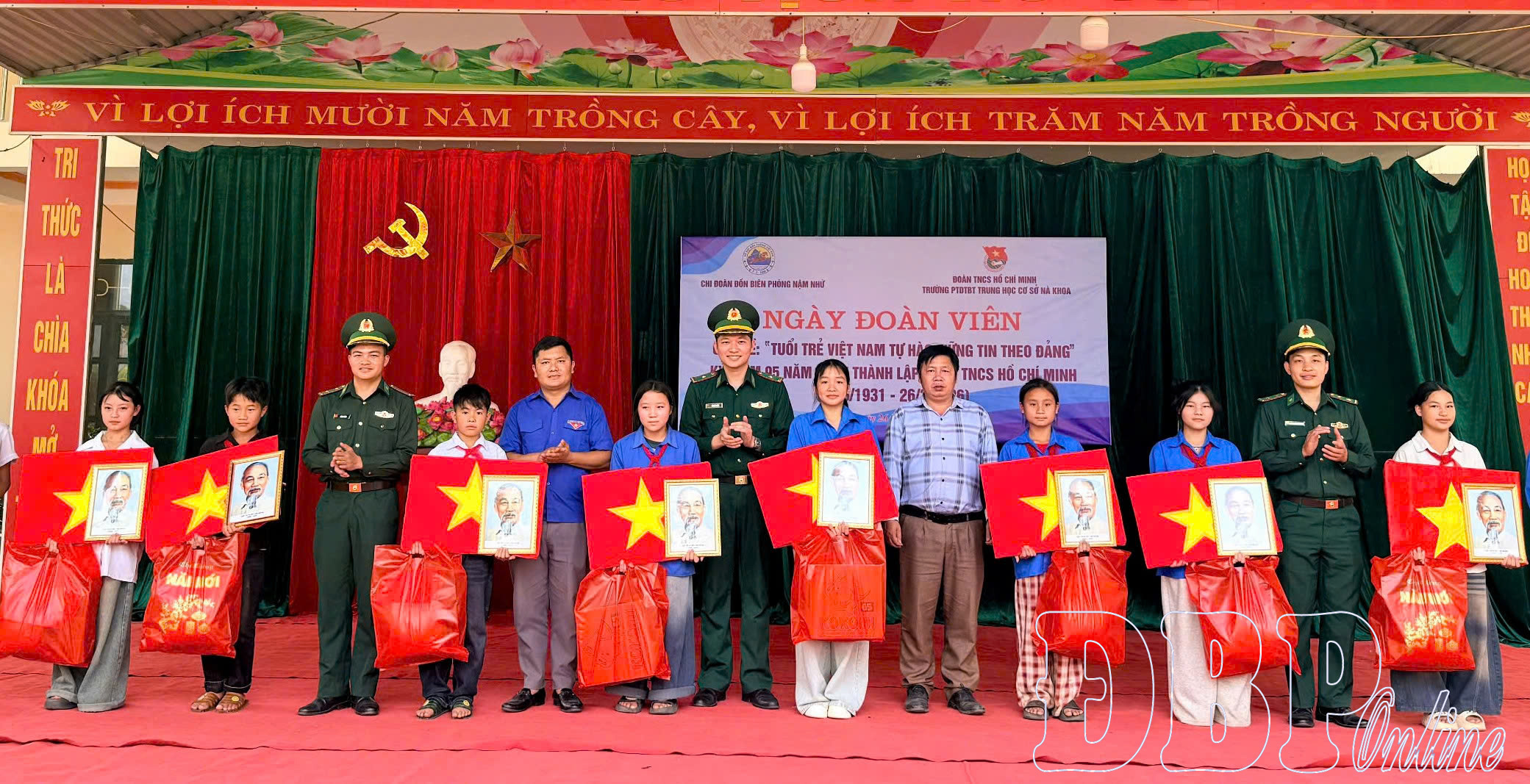 Khát vọng dựng xây quê hương