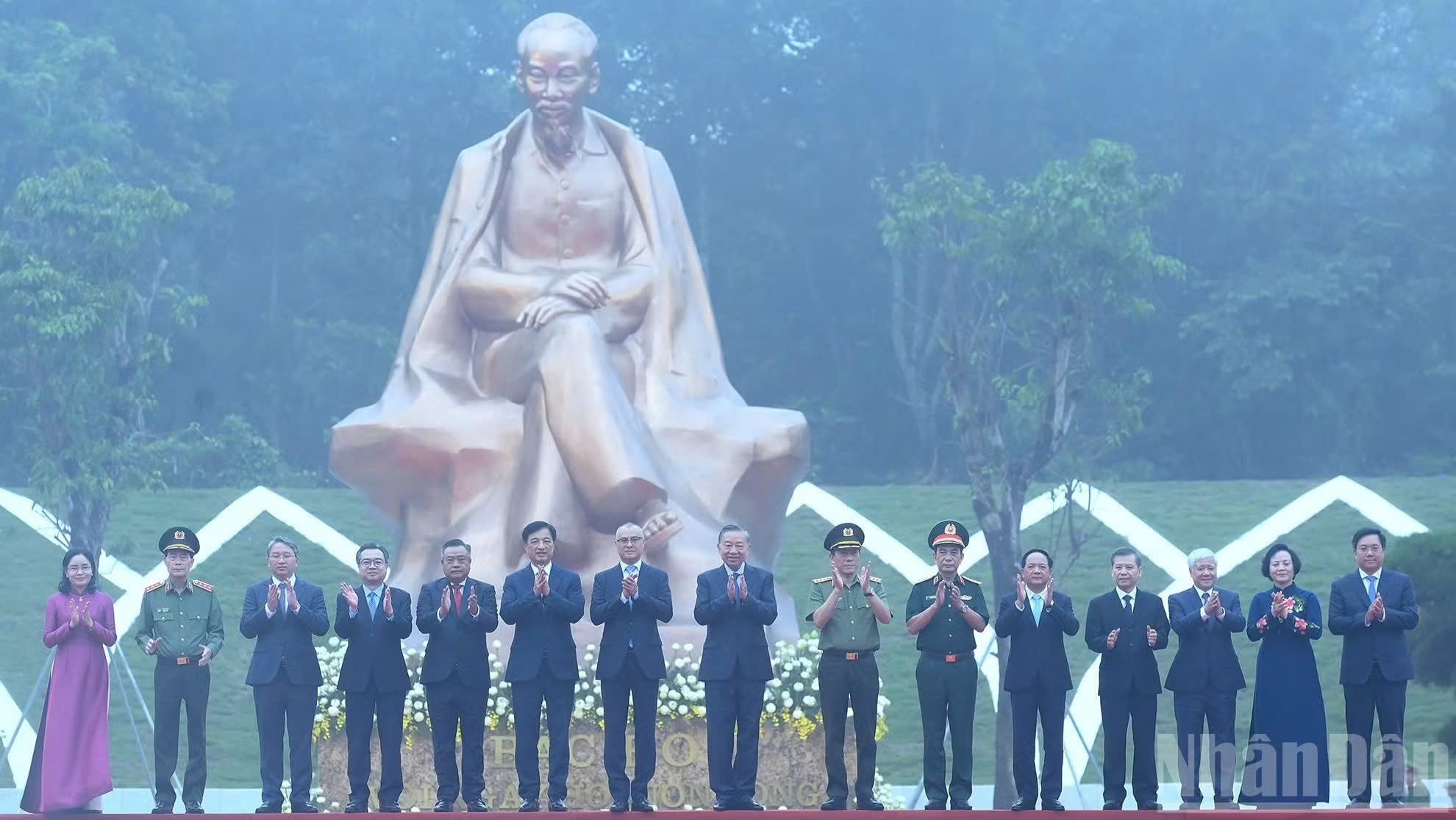 Tổng Bí thư, Chủ tịch nước Tô Lâm dự Lễ kỷ niệm 72 năm Ngày Bác Hồ về thăm Đền Hùng