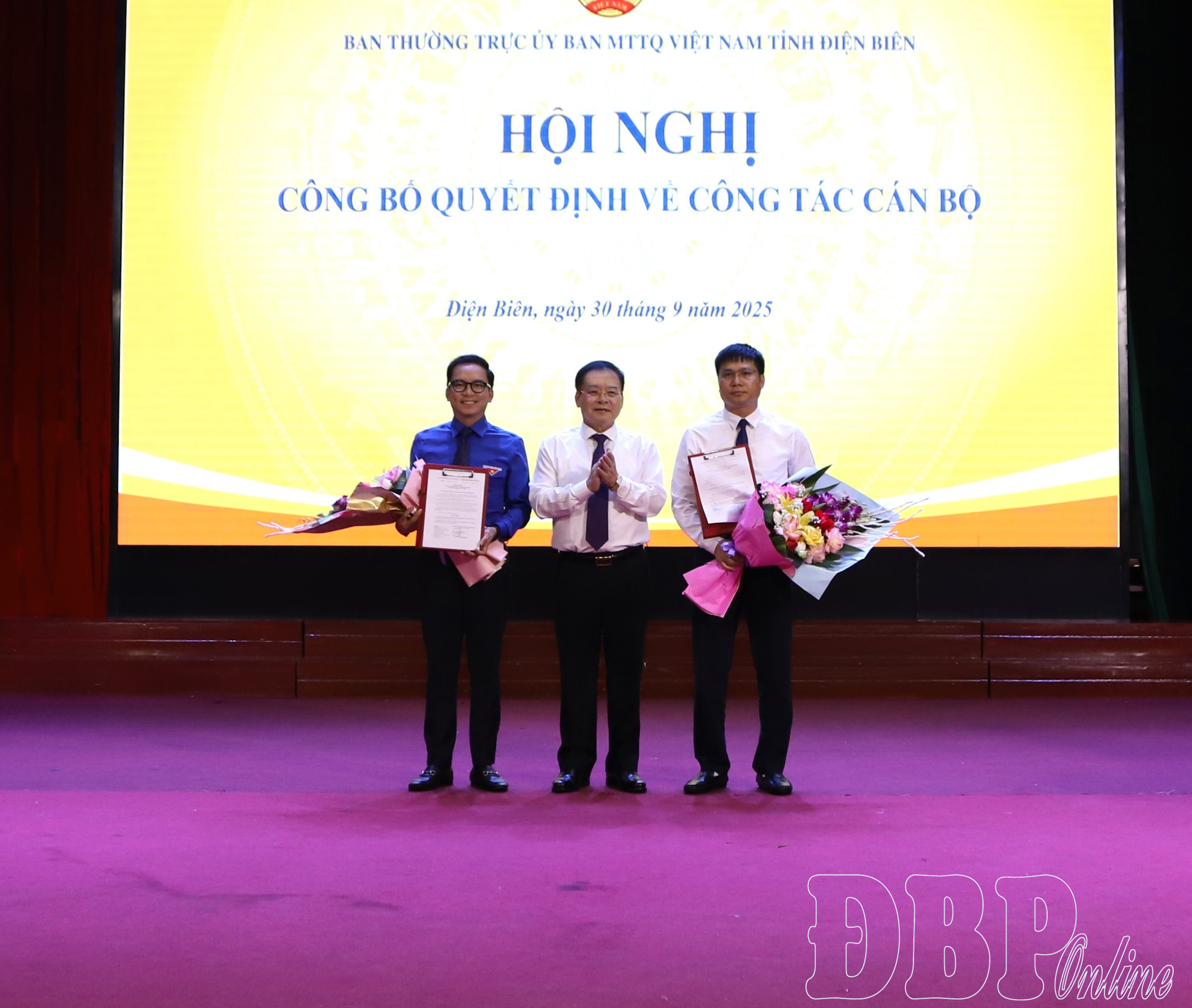 Ủy ban MTTQ Việt Nam tỉnh công bố quyết định về công tác cán bộ