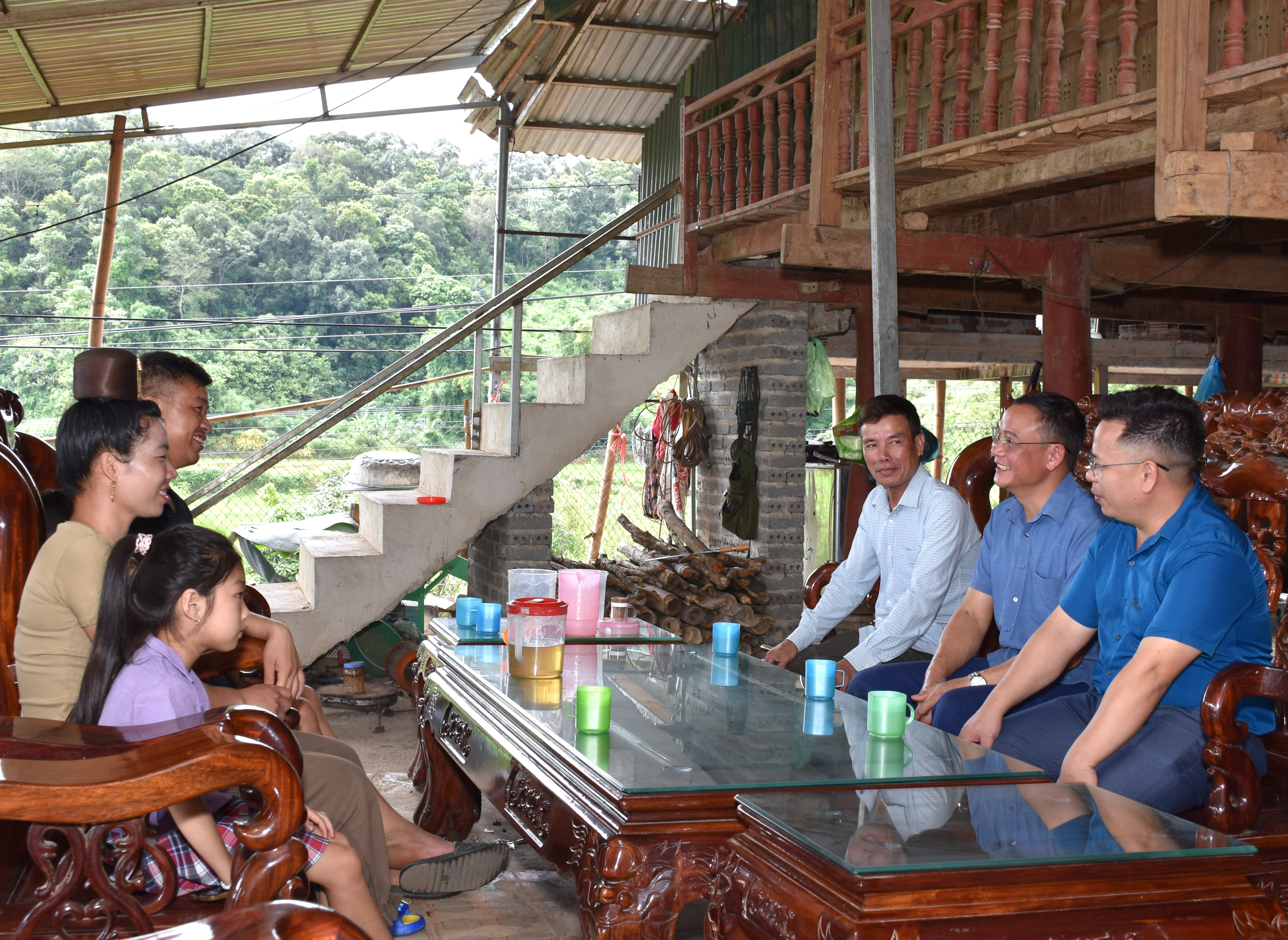 Vì Nhân dân phục vụ