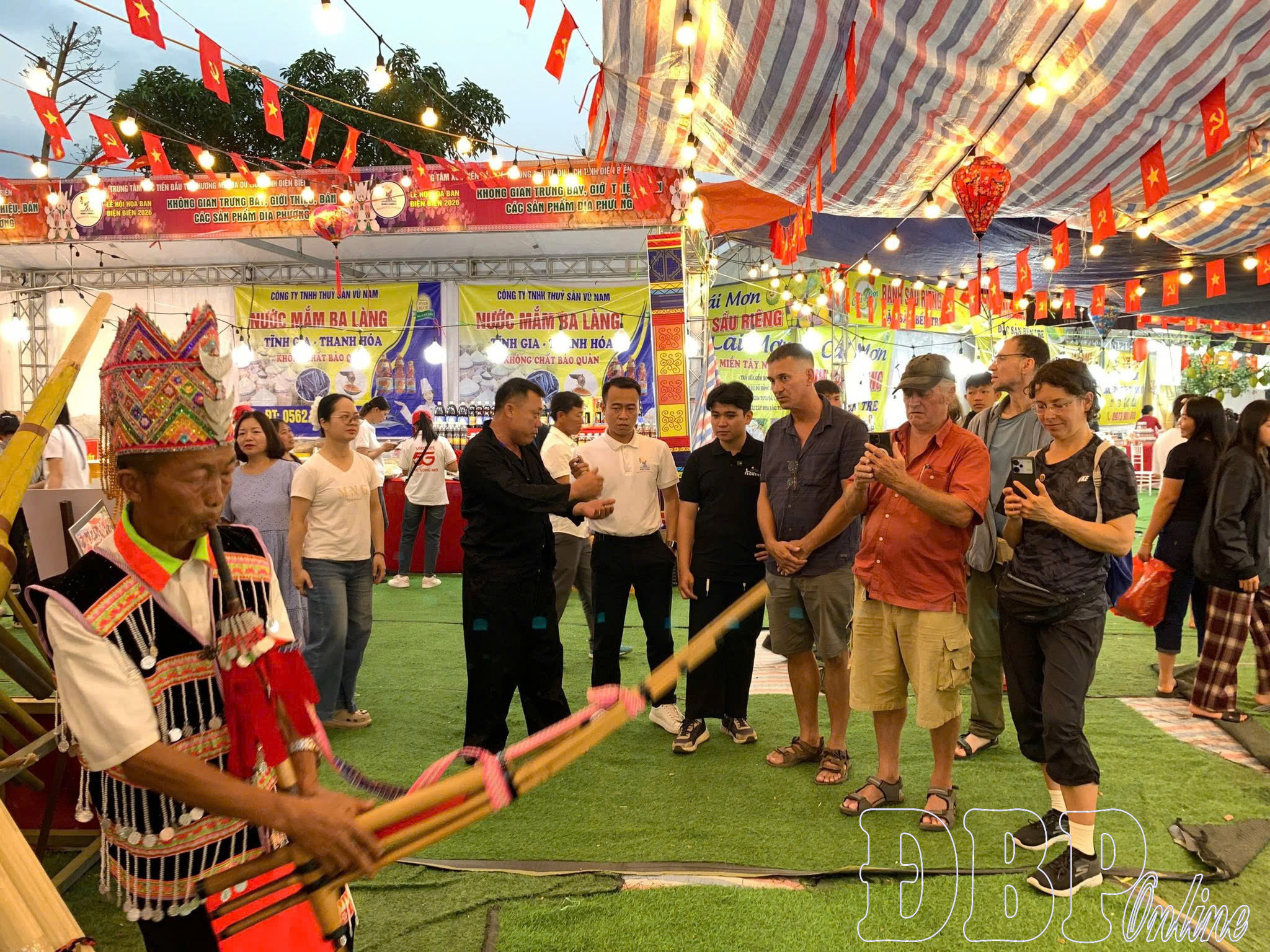 Ba trụ cột phát triển