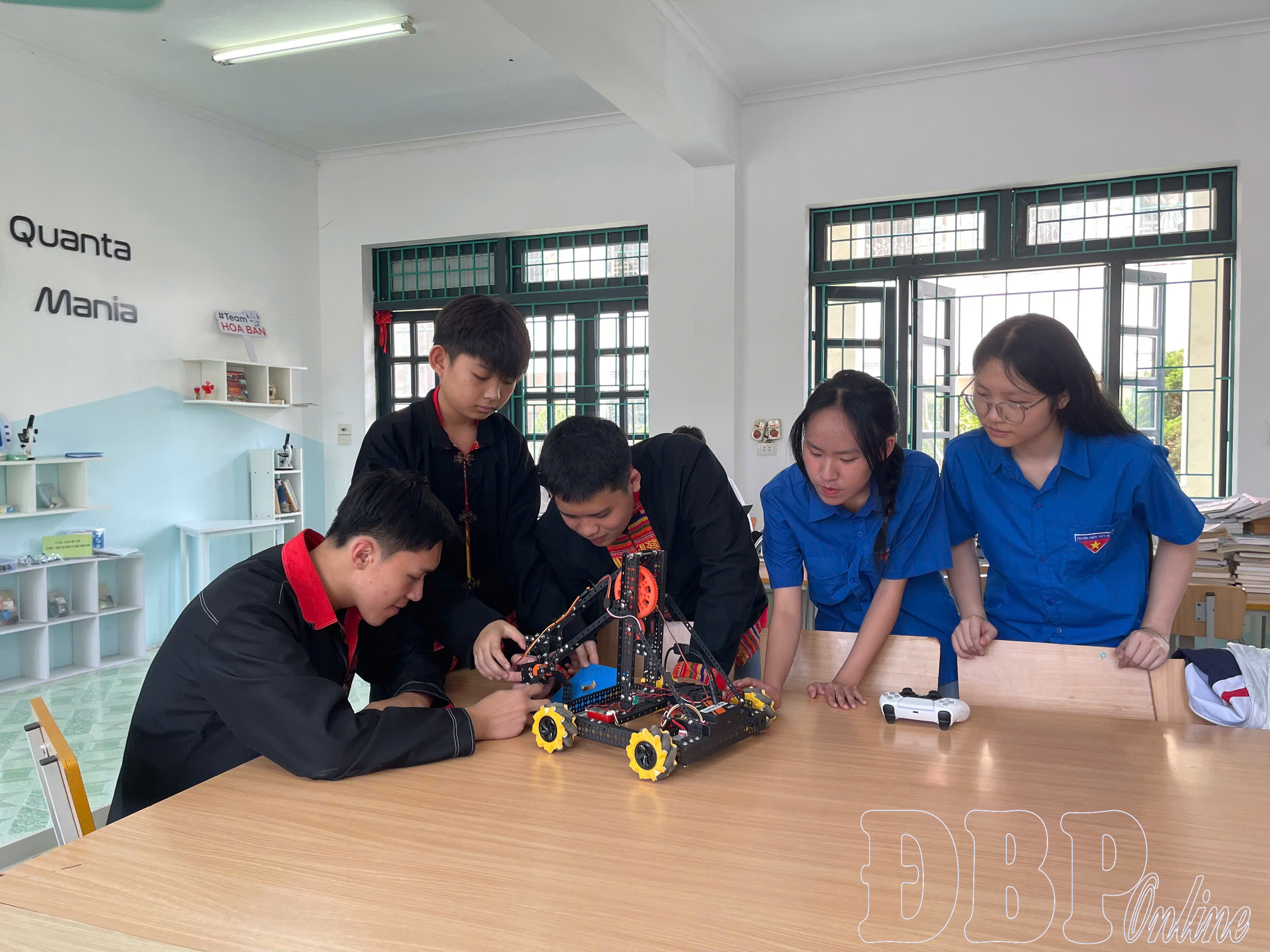 “Hành tinh 4.0” giáo dục truyền thông về khoa học công nghệ dành cho học sinh