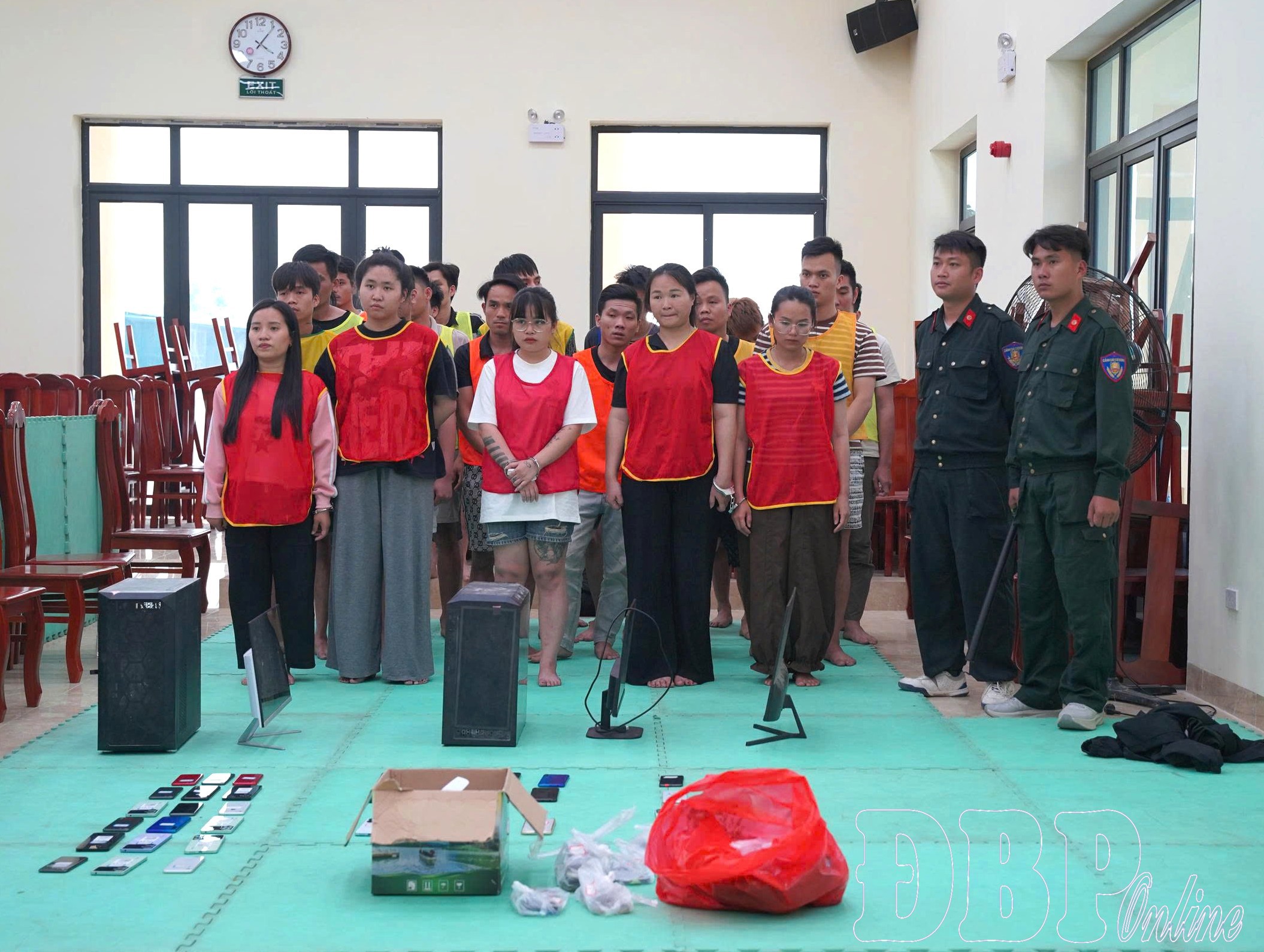 Lật tẩy đường dây lừa đảo xuyên biên giới