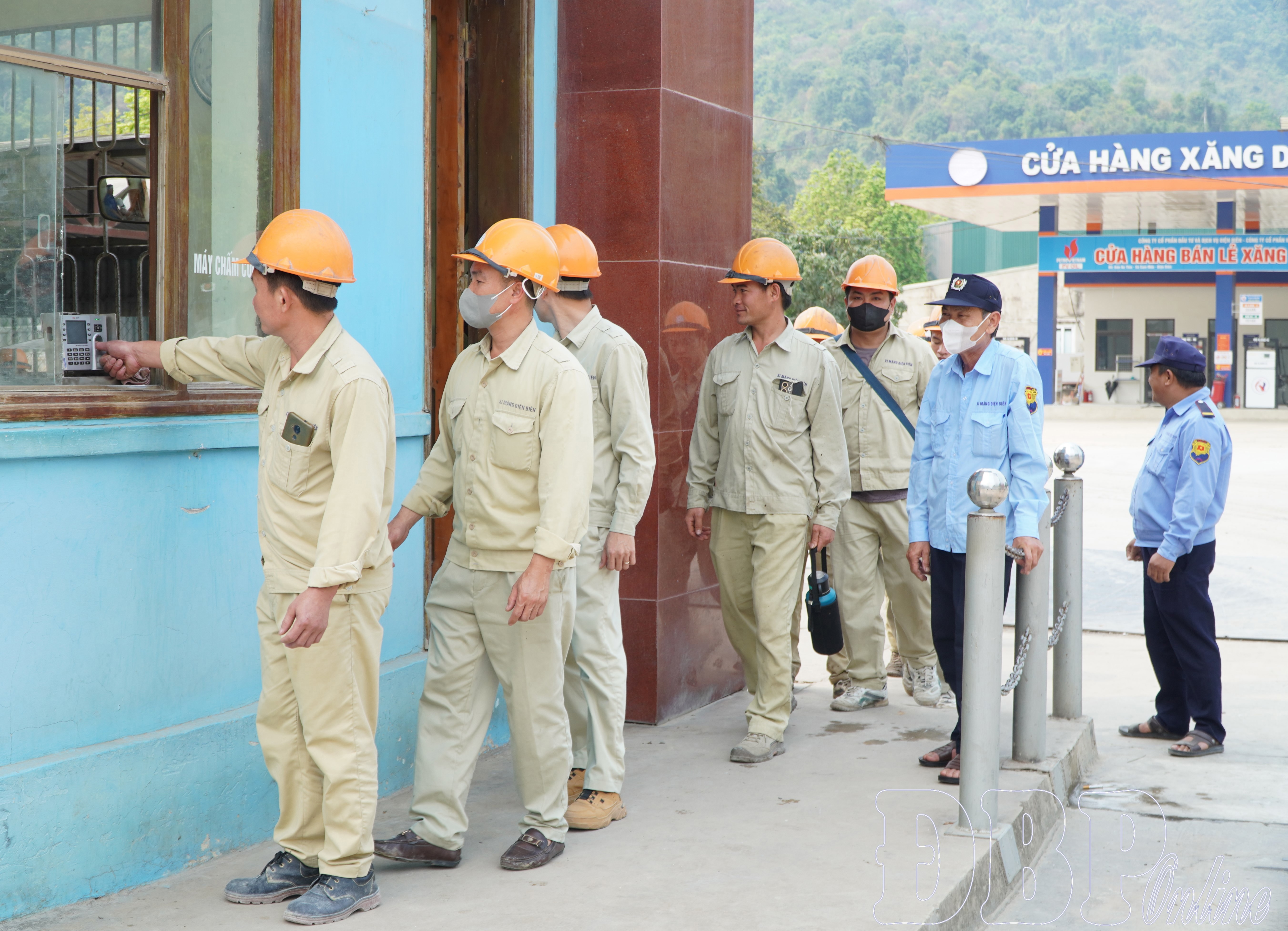 Giữ mạch thu ngân sách cấp xã