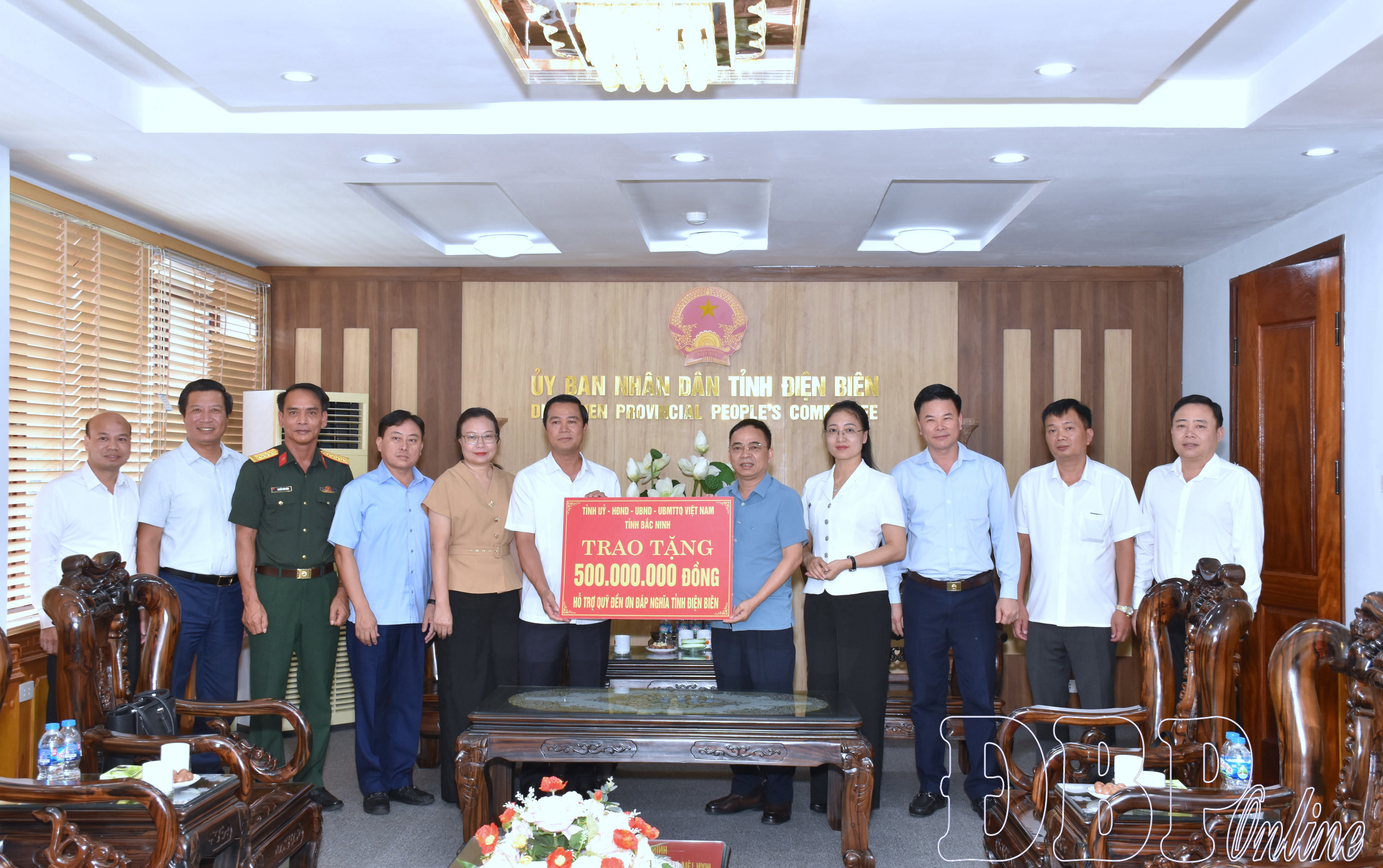 Tỉnh Bắc Ninh ủng hộ Quỹ Đền ơn đáp nghĩa tỉnh Điện Biên 500 triệu đồng
