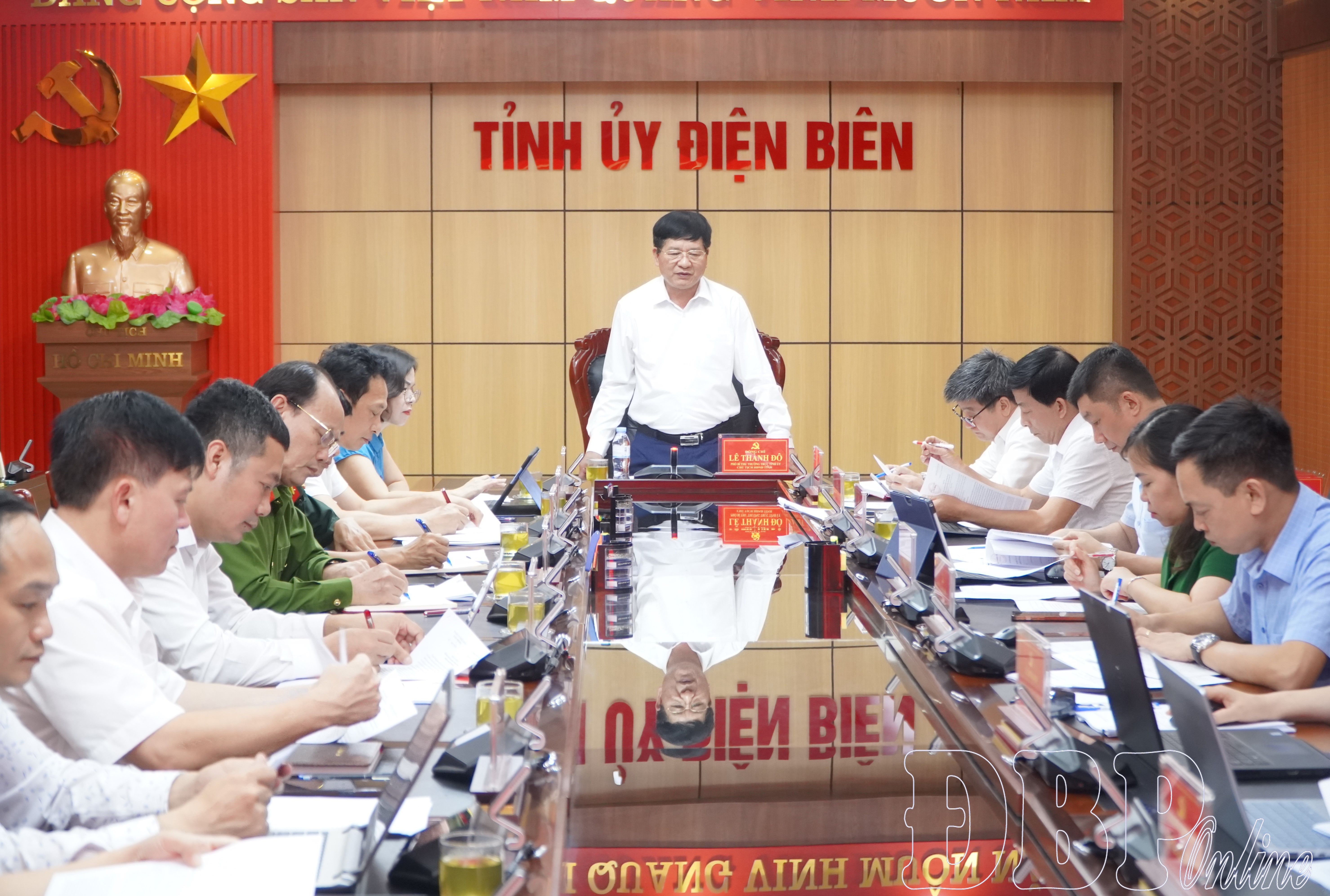 Hội nghị giao ban các cơ quan tham mưu, giúp việc Tỉnh ủy