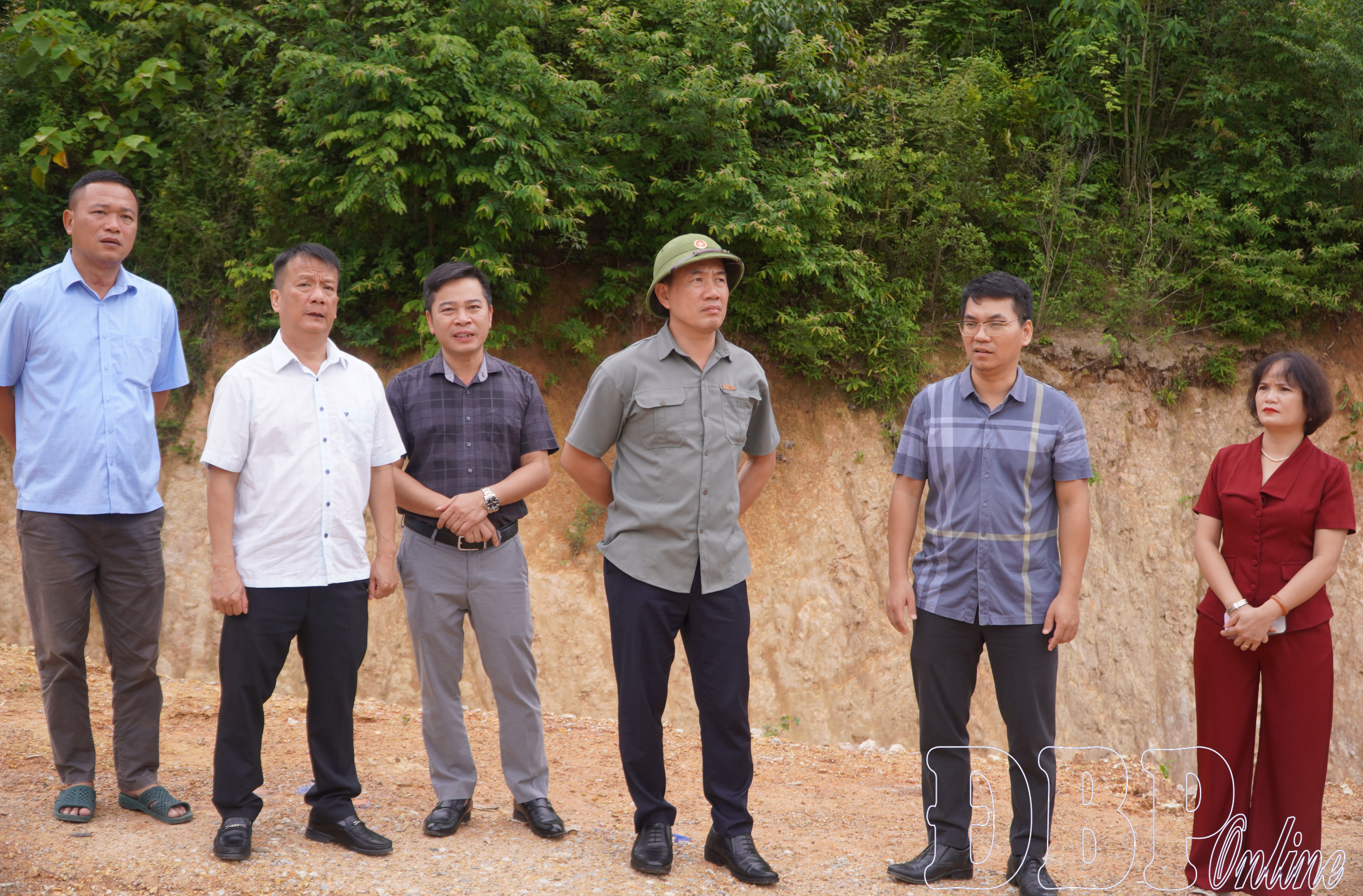 Phó Chủ tịch HĐND tỉnh Bùi Minh Hải khảo sát tình hình khắc phục hậu quả thiên tai tại xã Thanh Yên 