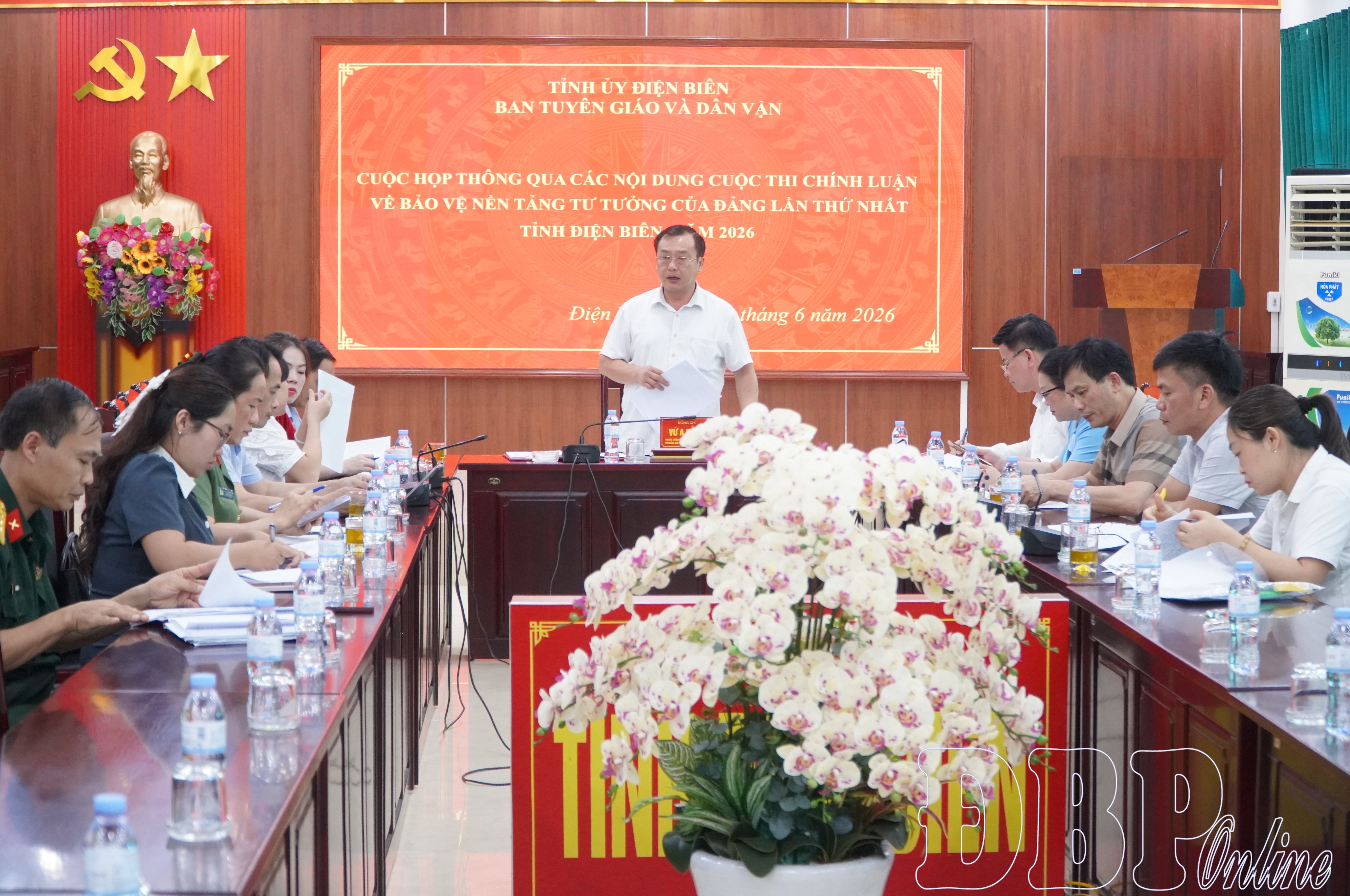 Thông qua nội dung Cuộc thi chính luận về bảo vệ nền tảng tư tưởng của Đảng
