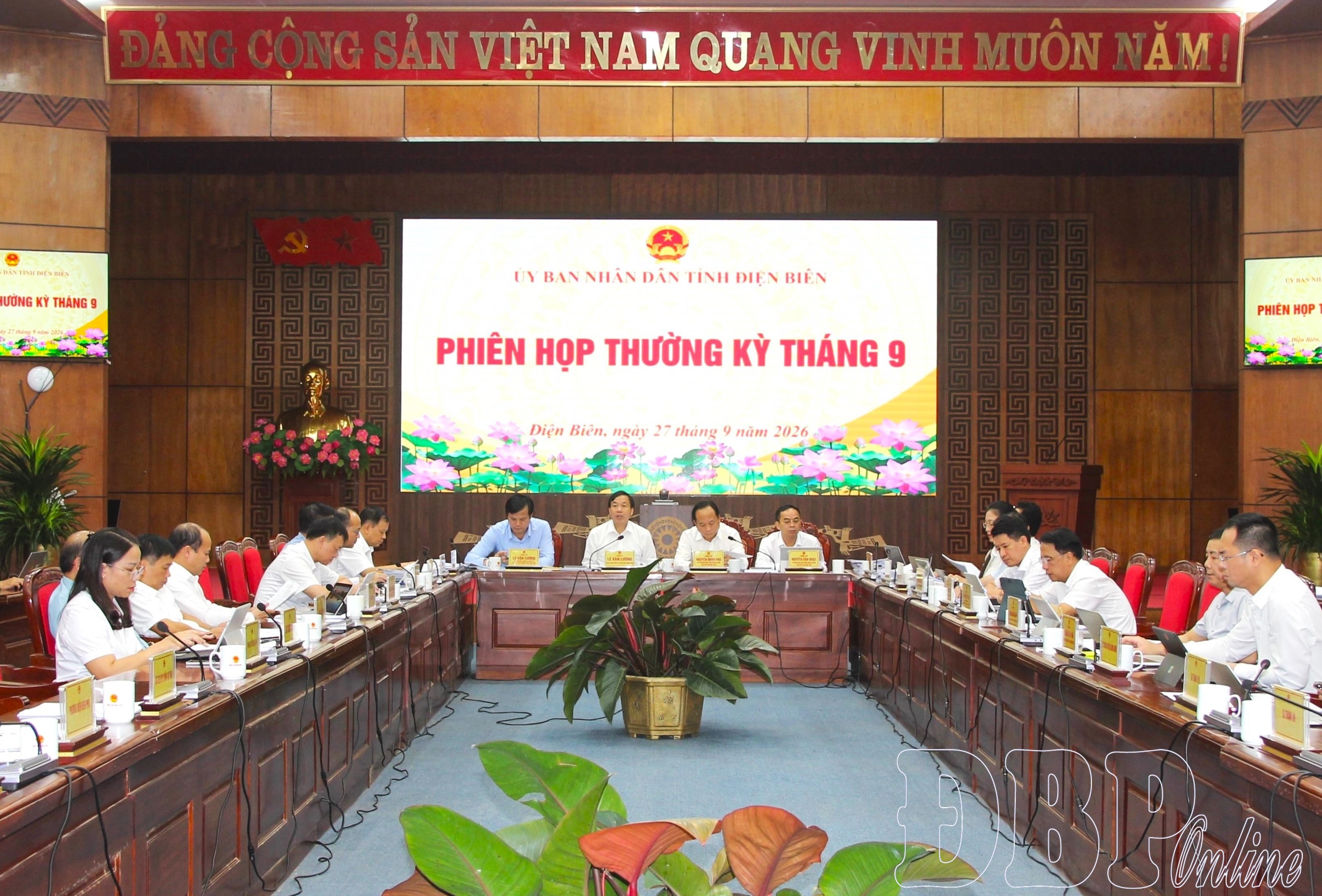 UBND tỉnh họp phiên thường kỳ tháng 9/2026