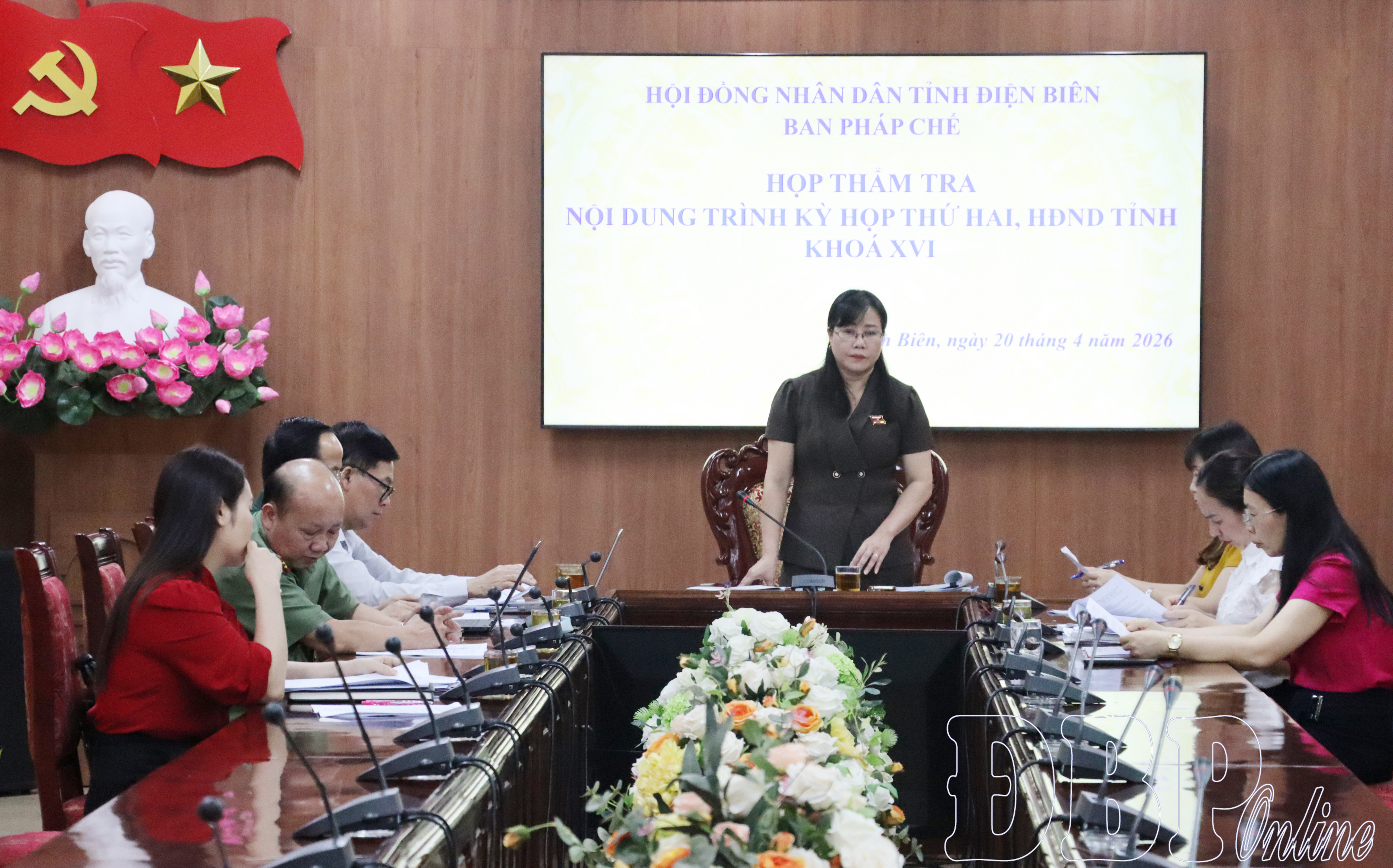 Ban Pháp chế thẩm tra nội dung trình HĐND tỉnh