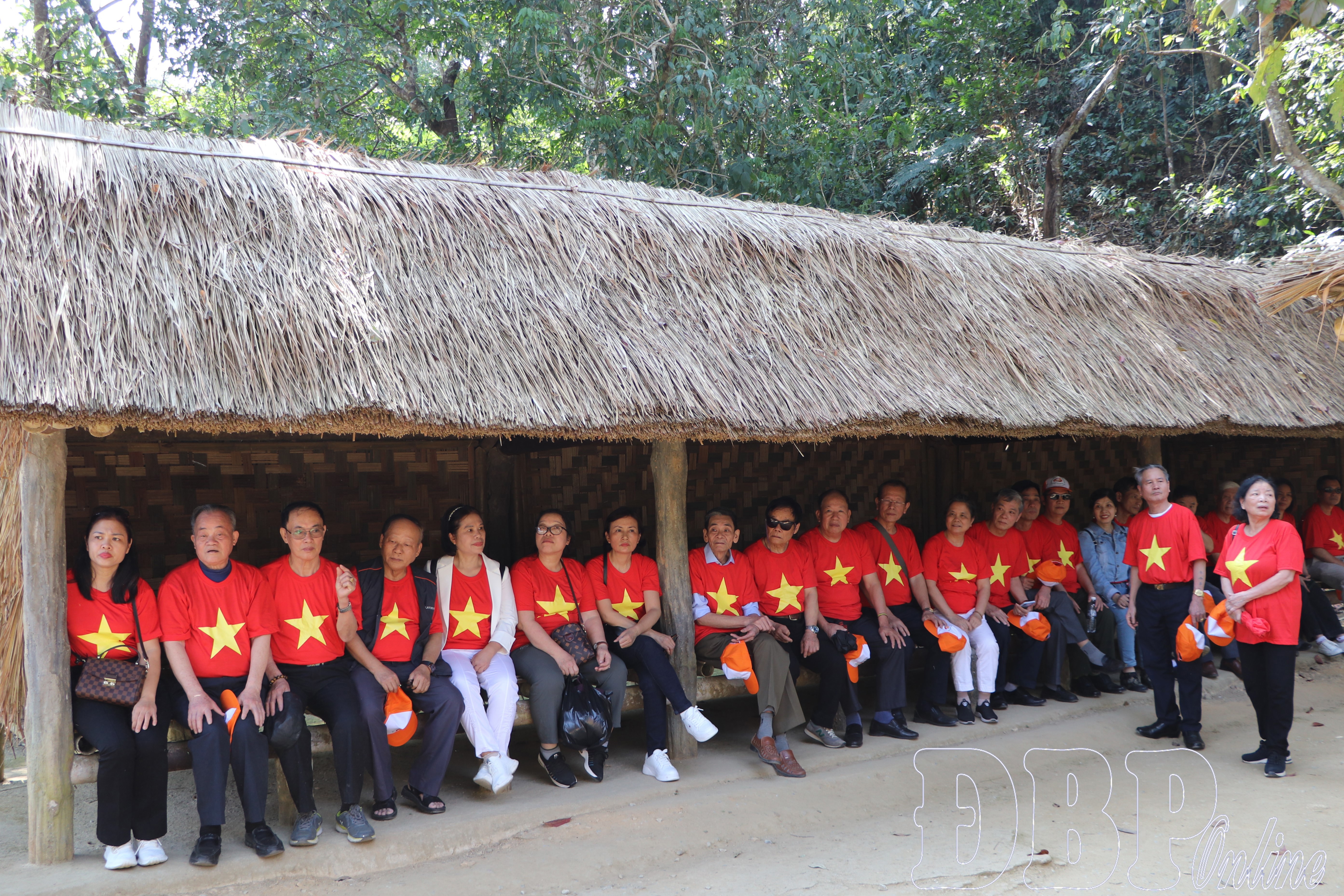 Viết trang sử mới