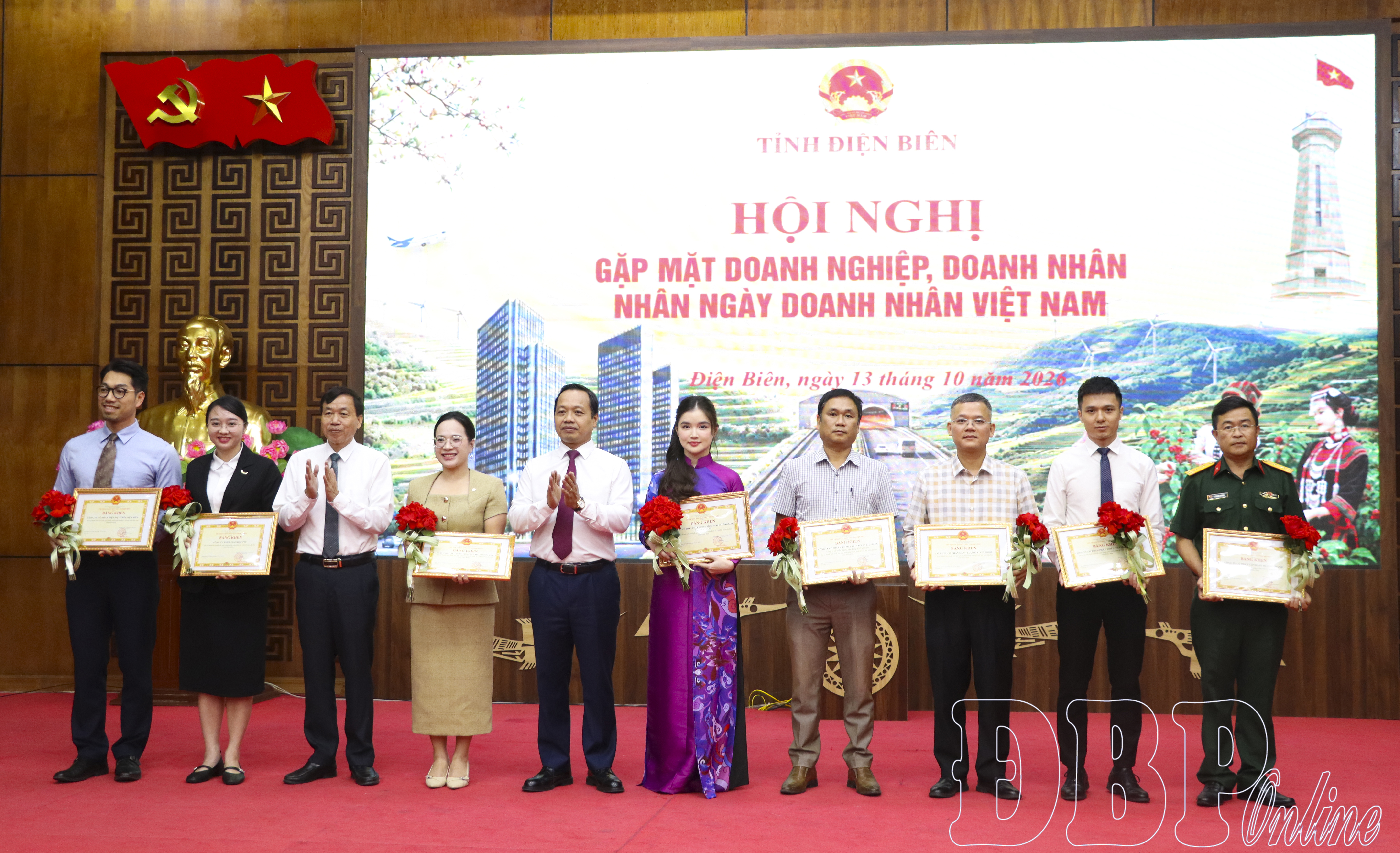Điện Biên gặp mặt doanh nghiệp, doanh nhân nhân ngày Doanh nhân Việt Nam