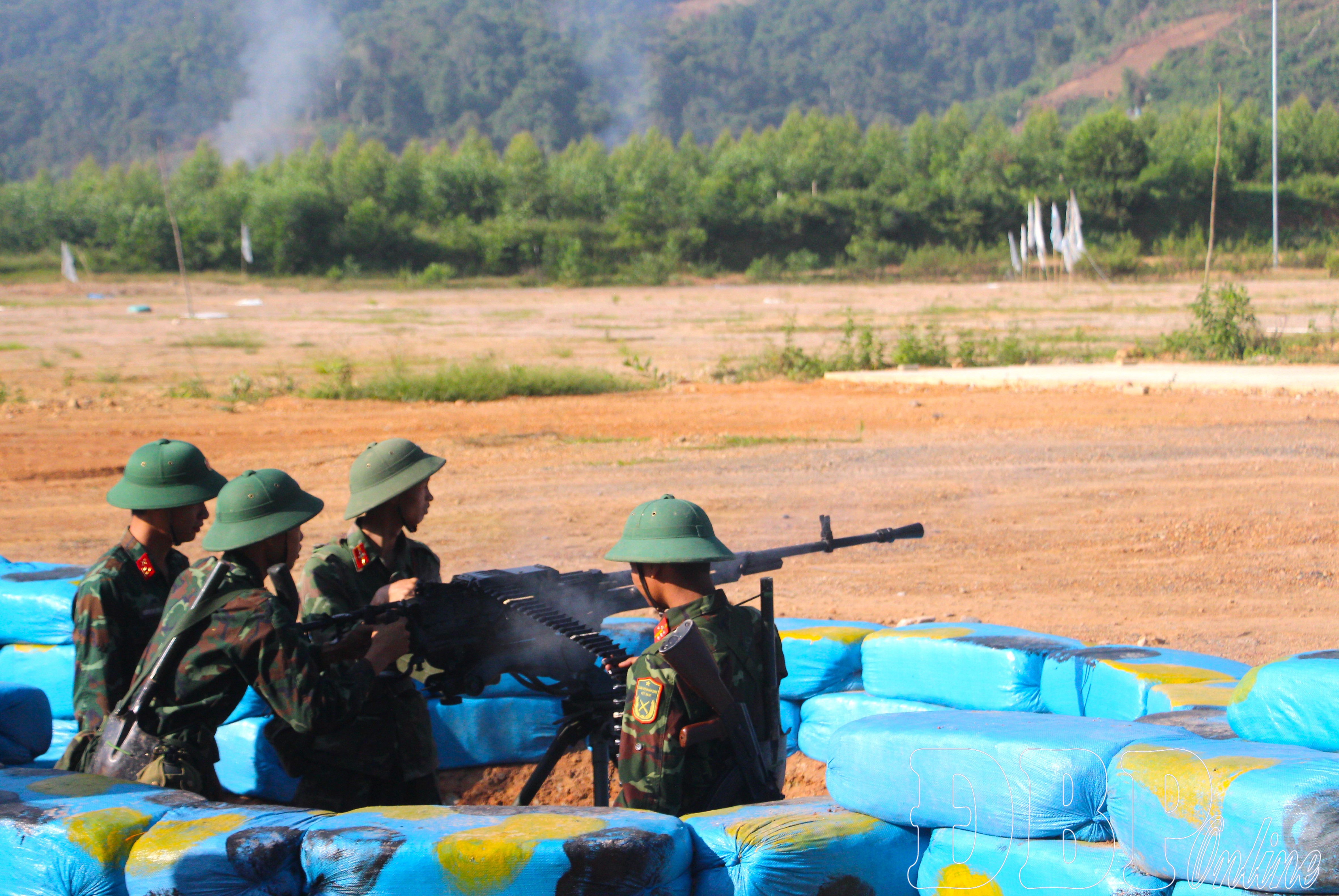  Rèn bản lĩnh qua diễn tập 