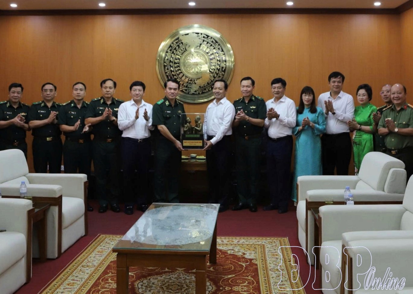 Đoàn công tác Bộ Tư lệnh Bộ đội Biên phòng gặp mặt, trao đổi với lãnh đạo tỉnh