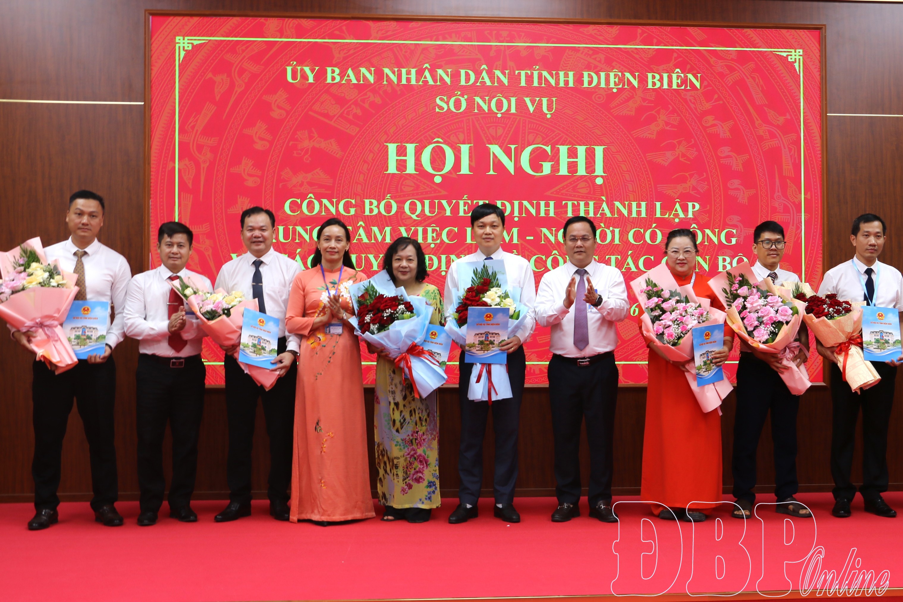 Thành lập Trung tâm Việc làm - Người có công tỉnh Điện Biên