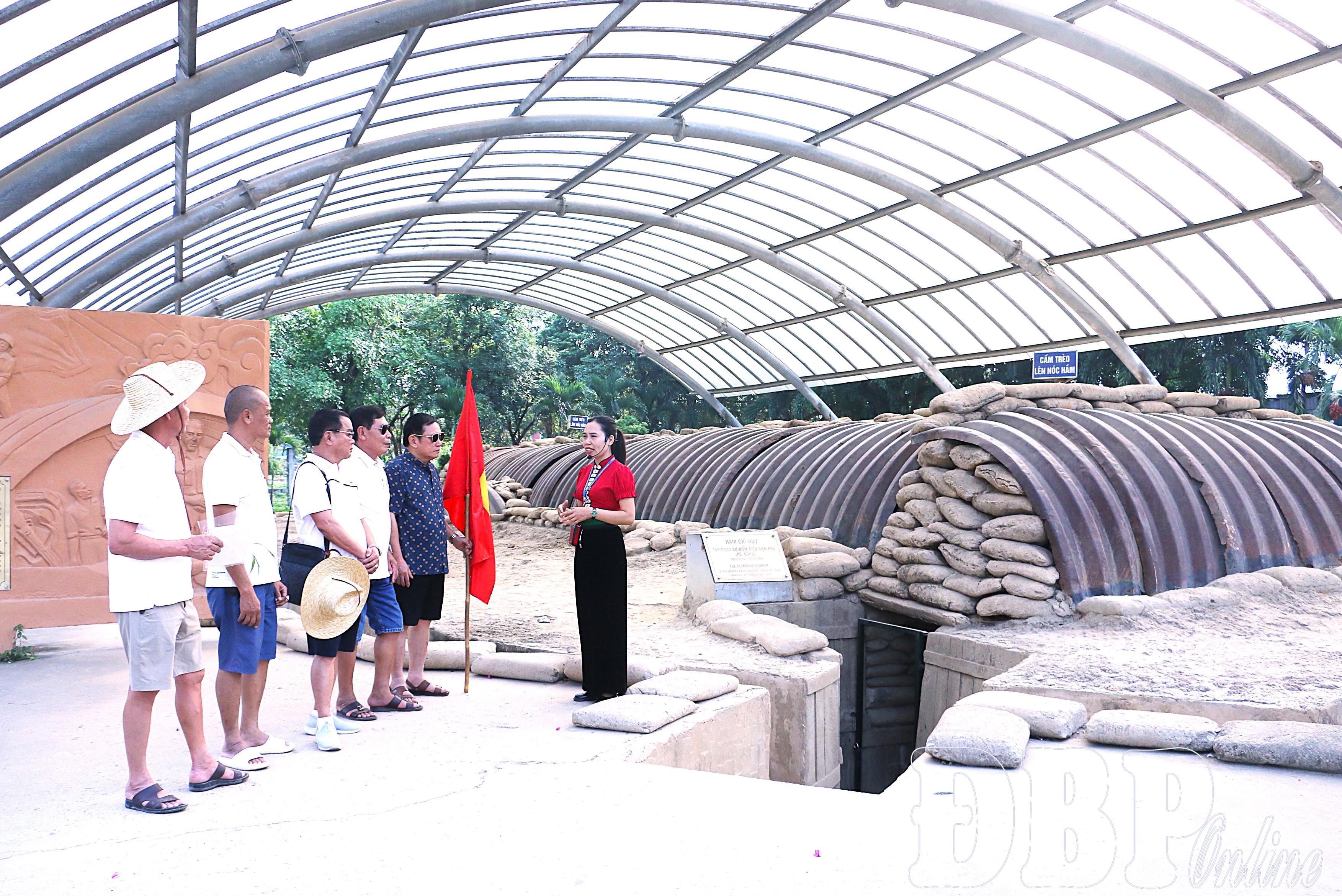 Những người "giữ lửa" ký ức Điện Biên