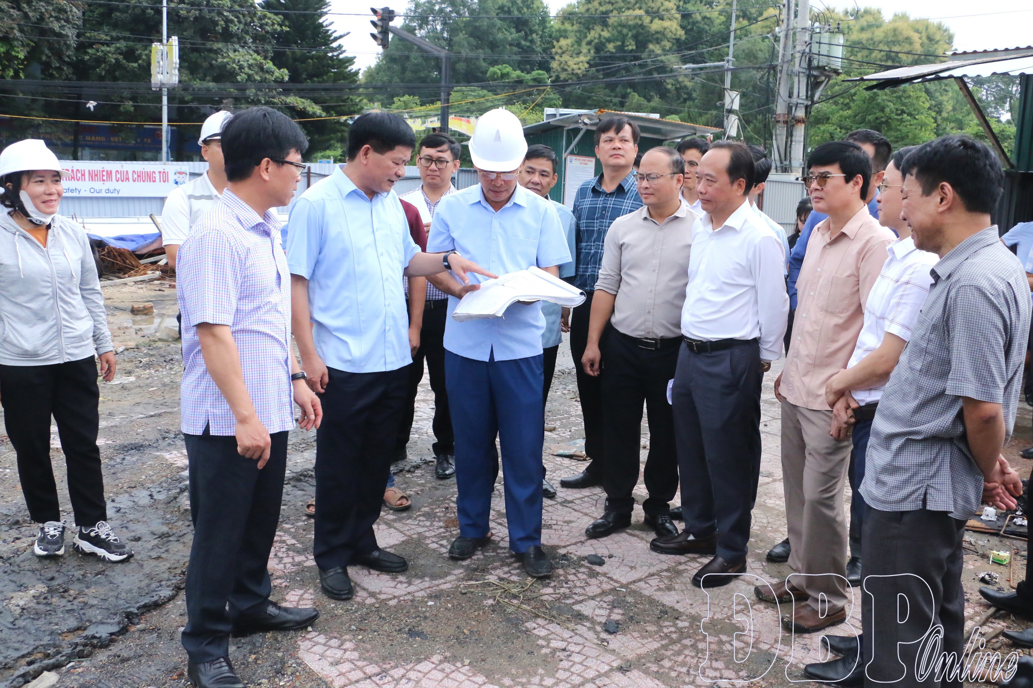 Phó Bí thư Thường trực Tỉnh ủy Lê Thành Đô kiểm tra, thực địa một số công trình, dự án 
