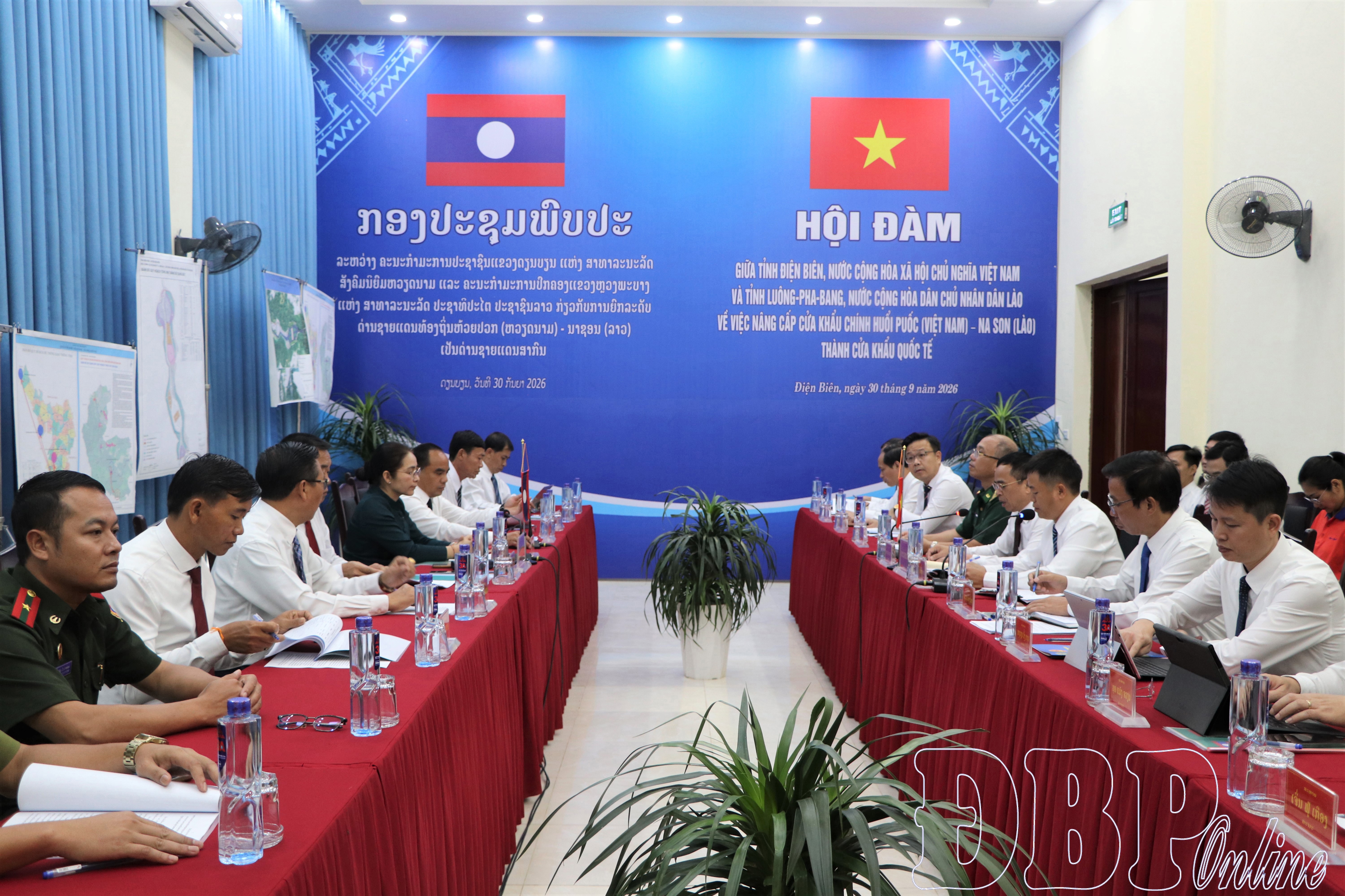 Hội đàm nâng cấp cửa khẩu Huổi Puốc – Na Son thành cửa khẩu quốc tế