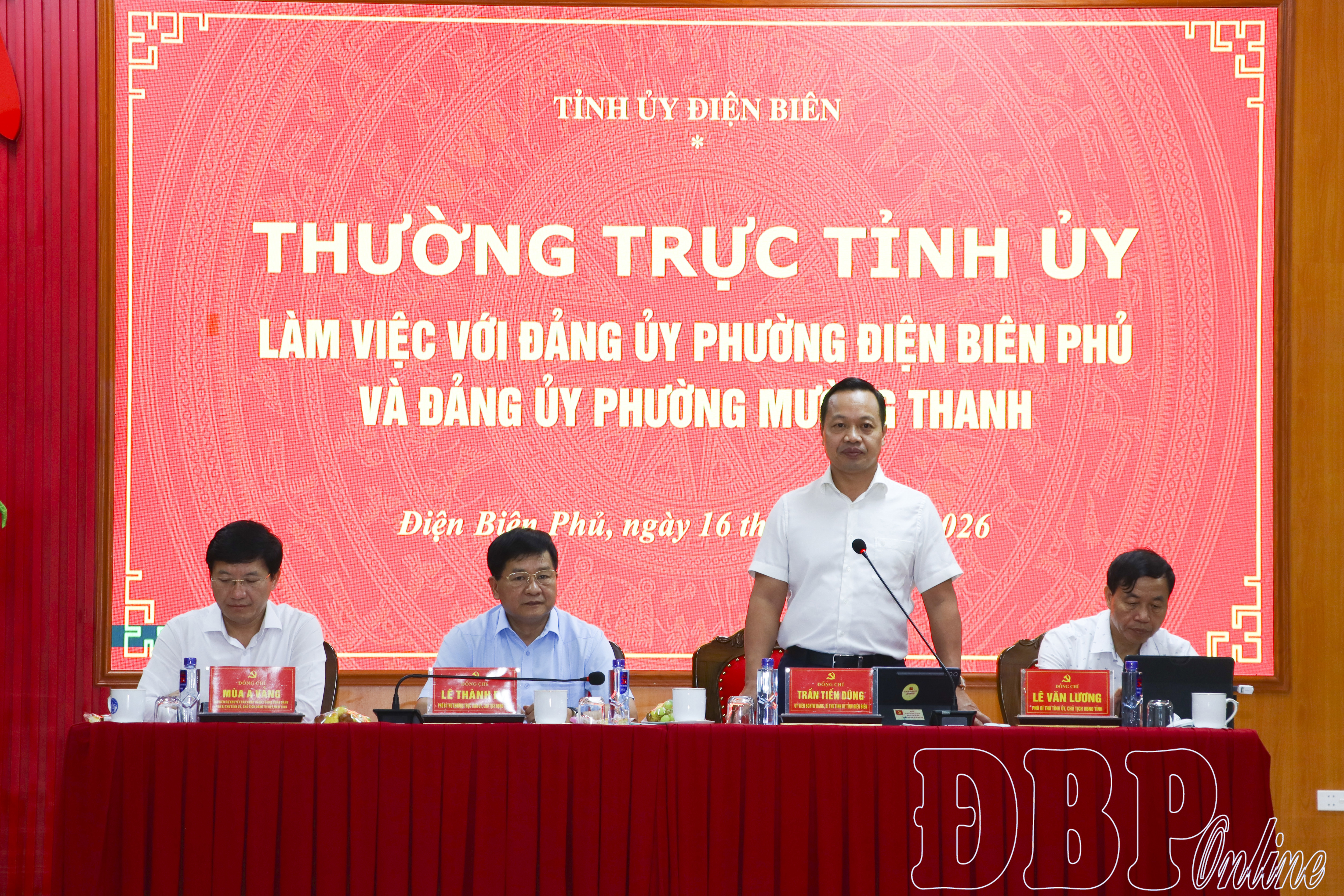 Thường trực Tỉnh ủy làm việc với Đảng ủy phường Điện Biên Phủ và phường Mường Thanh