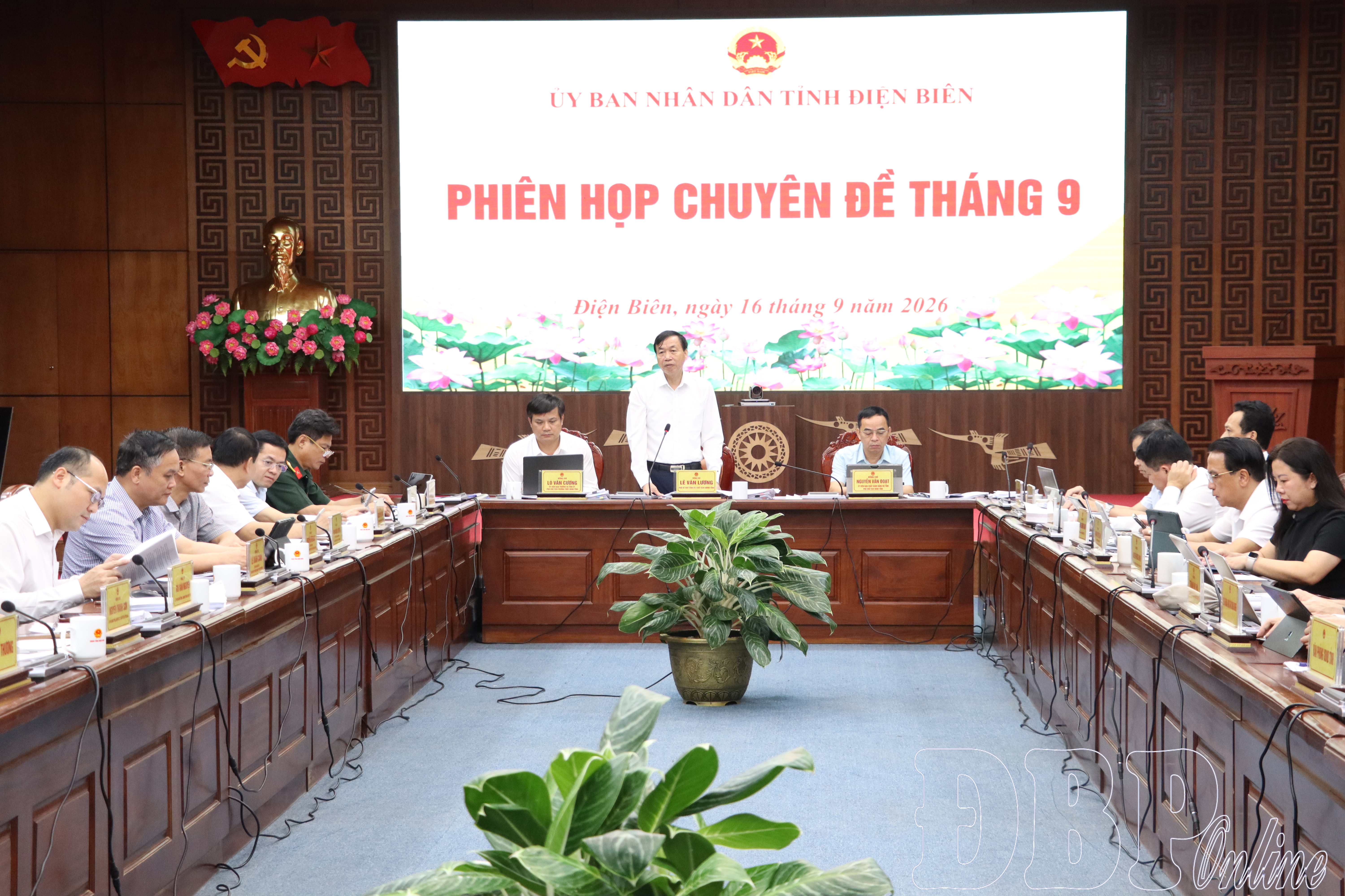 UBND tỉnh họp phiên chuyên đề tháng 9