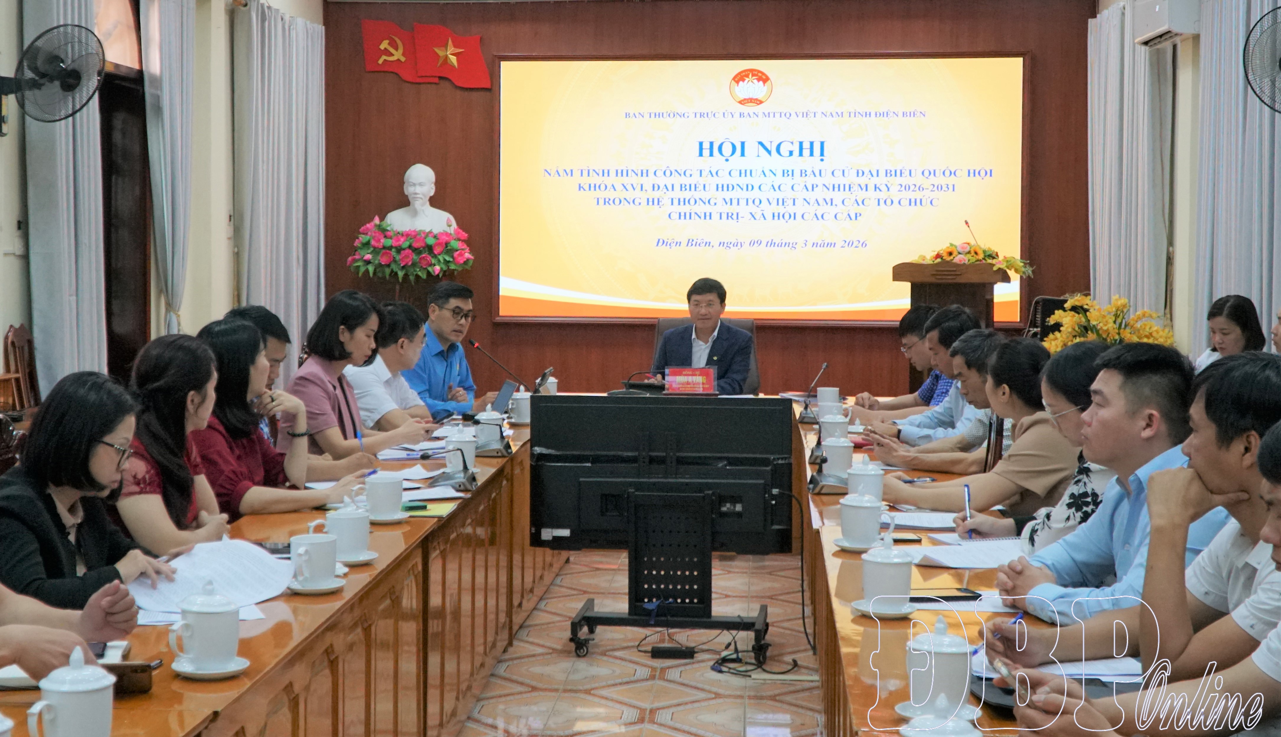 Tạo không khí vui tươi, phấn khởi trước ngày hội toàn dân 