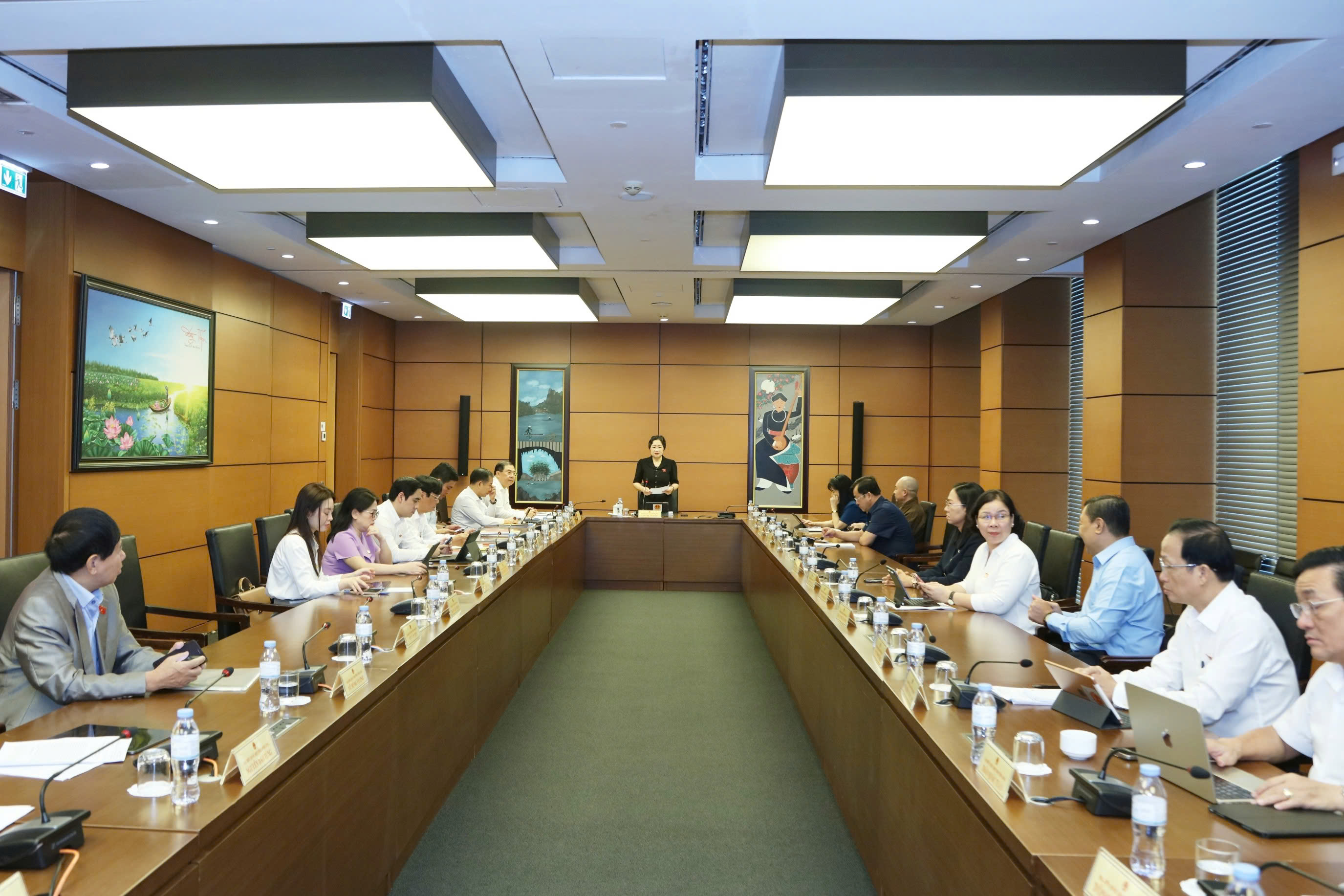 ĐBQH tỉnh đề xuất giải pháp thúc đẩy tăng trưởng kinh tế