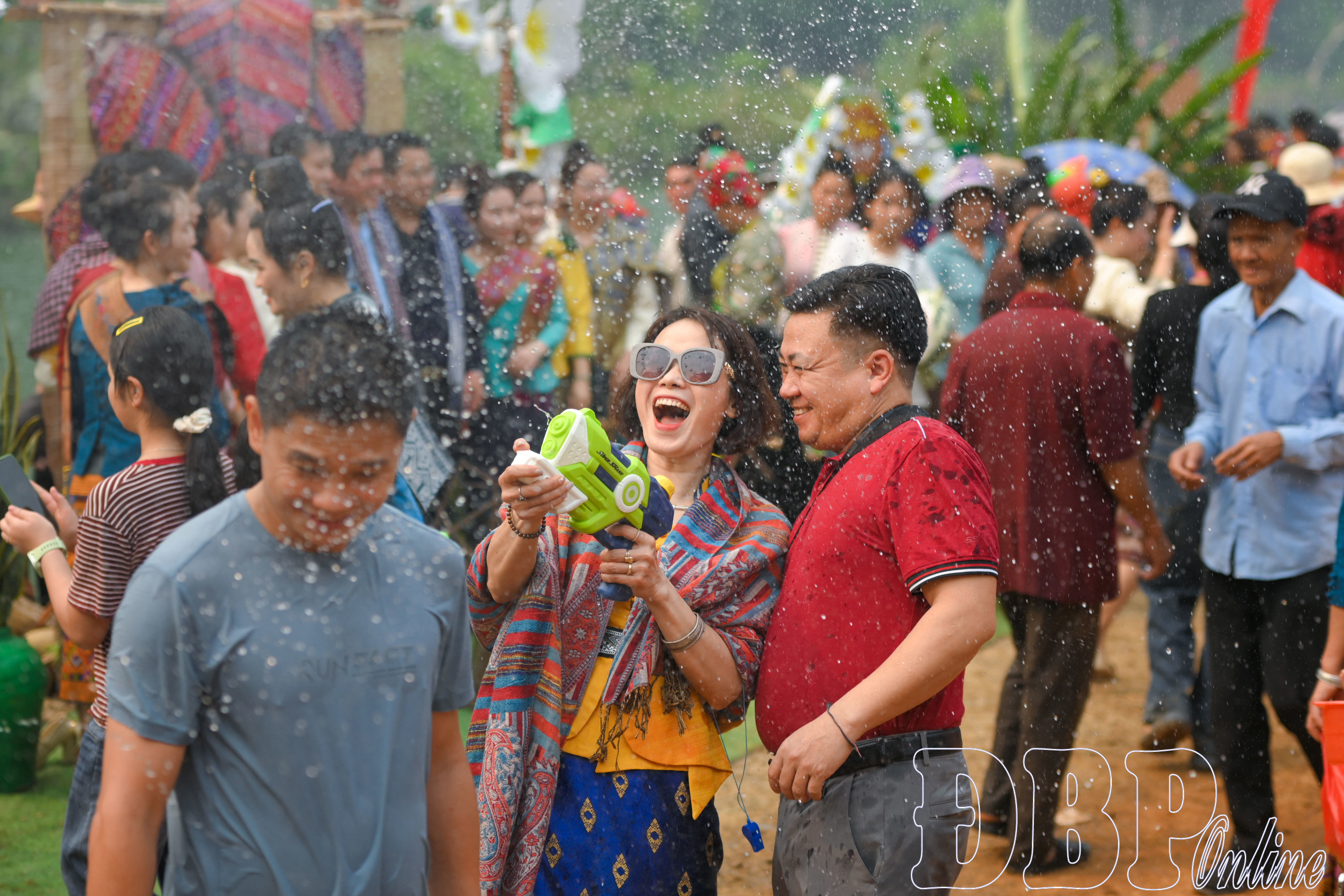 Pa Xa Lào rộn ràng hội té nước 