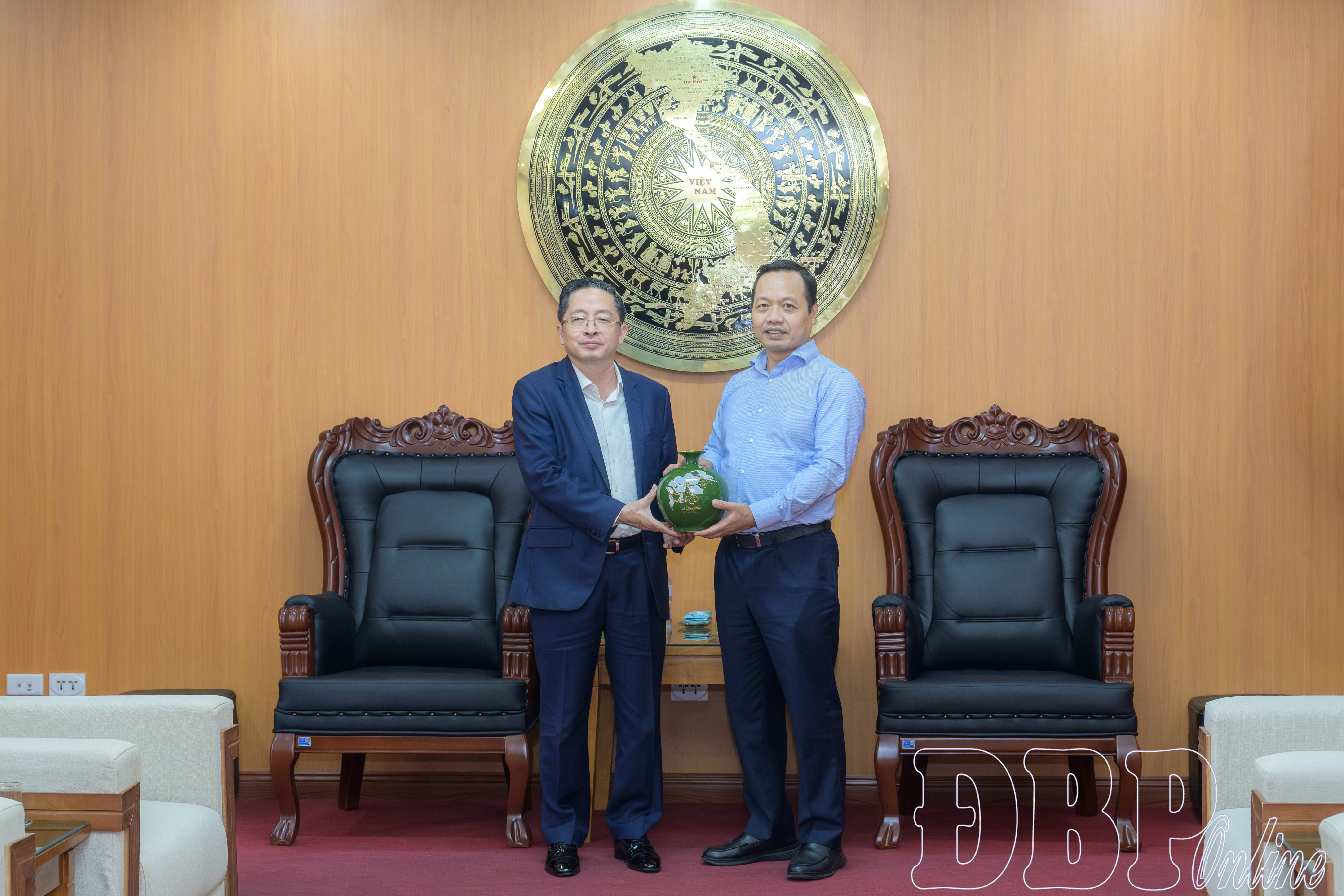 Bí thư Tỉnh ủy Trần Tiến Dũng tiếp đoàn công tác CT Group