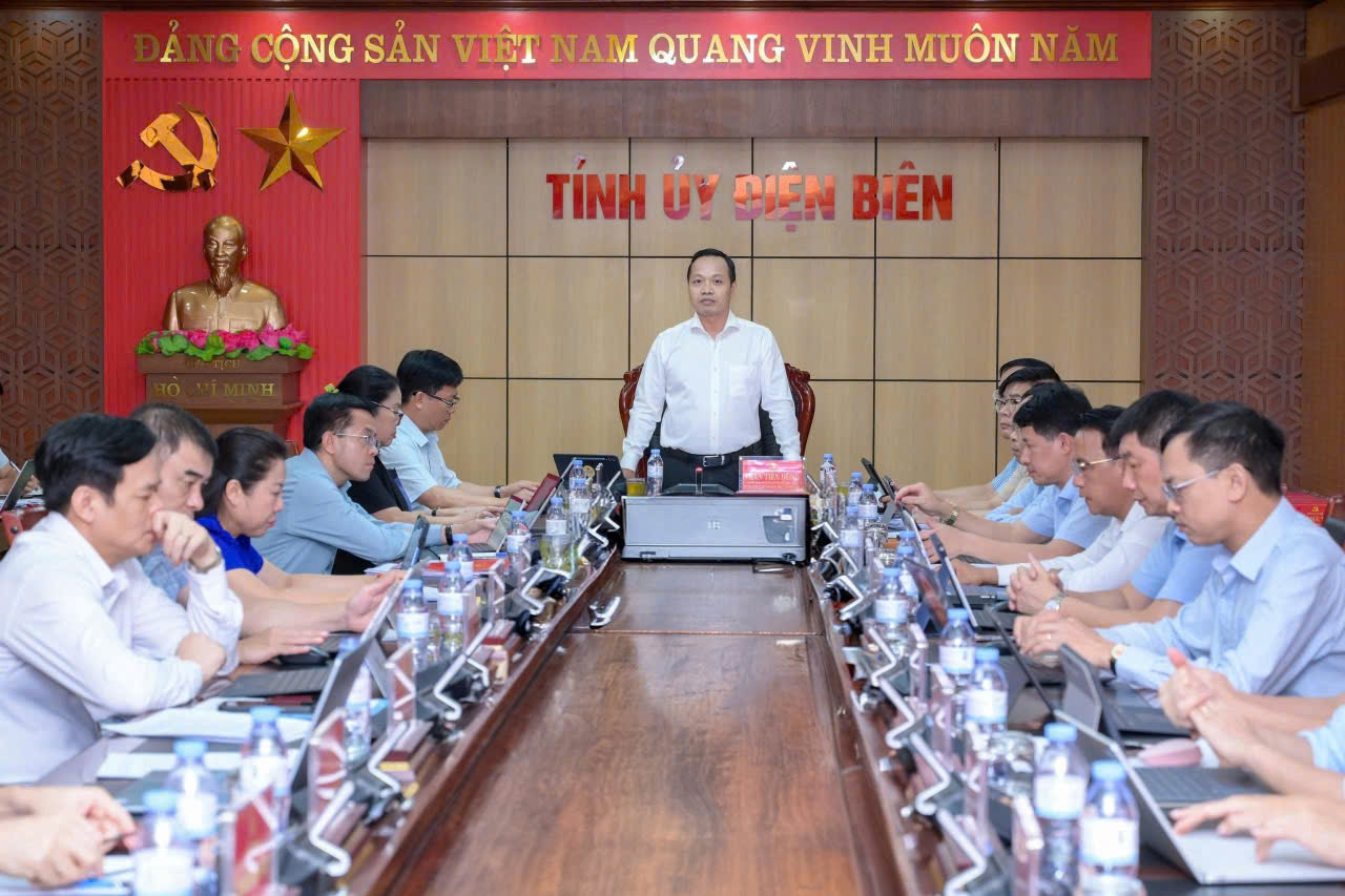 Hội nghị khảo sát trực tuyến 1 năm vận hành mô hình tổ chức tổng thể của hệ thống chính trị