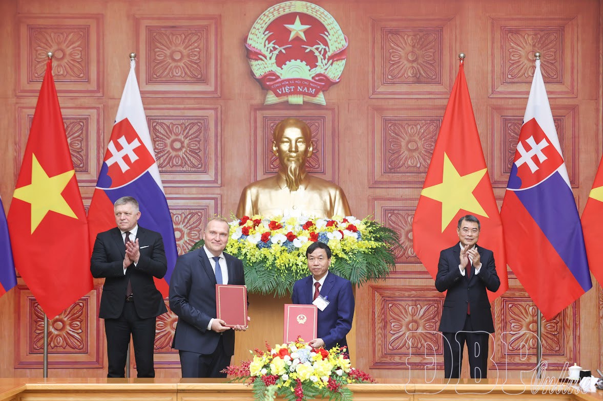 Tỉnh Điện Biên hợp tác với thành phố Vysoké Tatry (Slovakia)