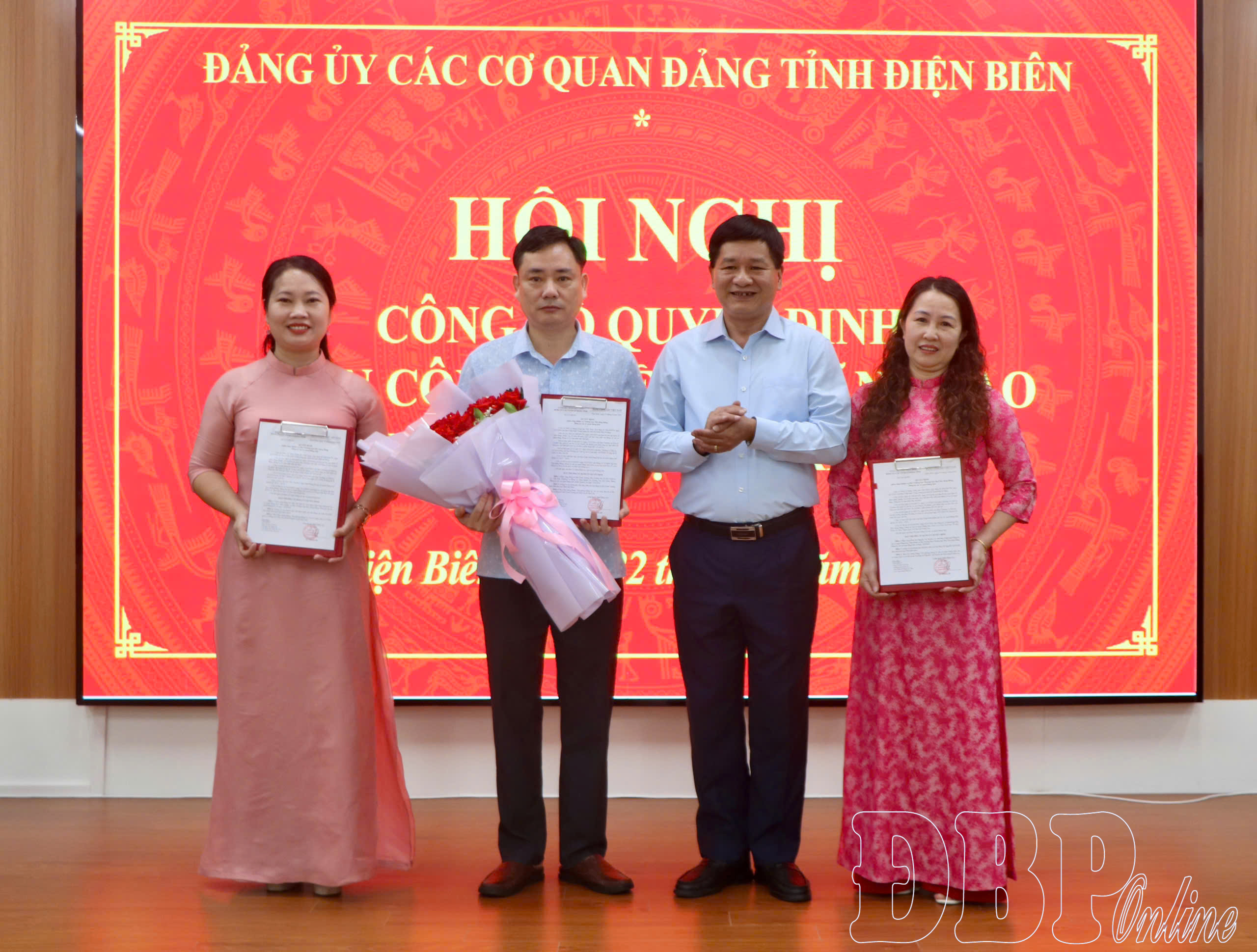 Thành lập Ban Xây dựng Đảng, Đảng ủy các cơ quan Đảng tỉnh