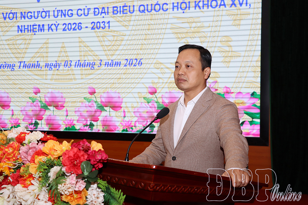 Ứng cử viên đại biểu Quốc hội khóa XVI tiếp xúc cử tri tại phường Mường Thanh