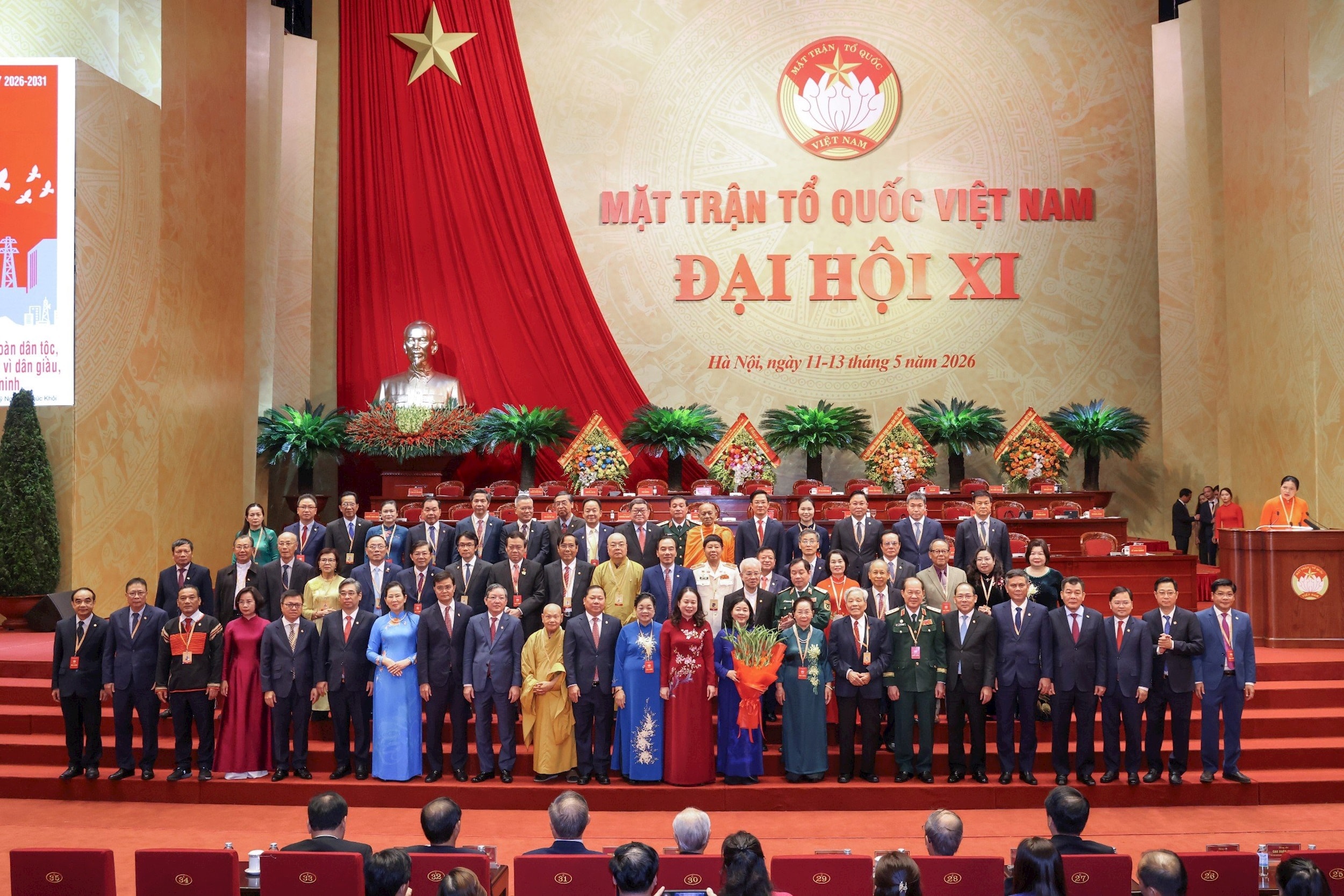 Đồng chí Bùi Thị Minh Hoài tiếp tục giữ chức Chủ tịch Ủy ban Trung ương MTTQ Việt Nam