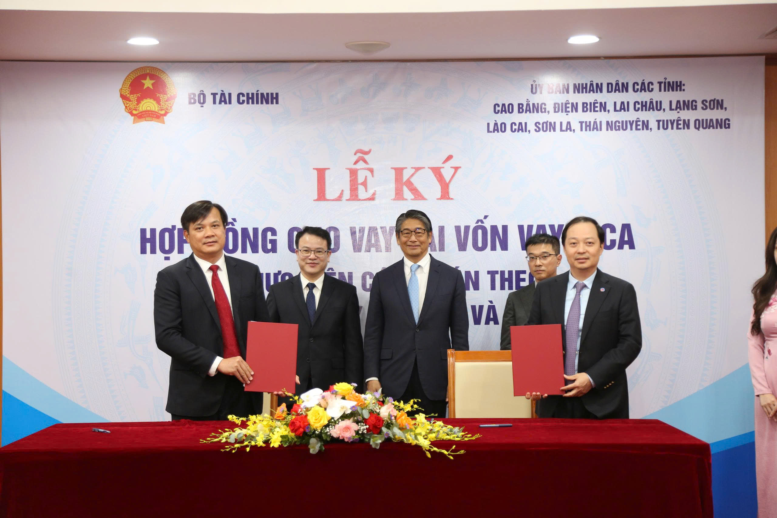 Điện Biên ký hợp đồng vay lại vốn JICA triển khai Dự án phát triển nông thôn thích ứng với thiên tai