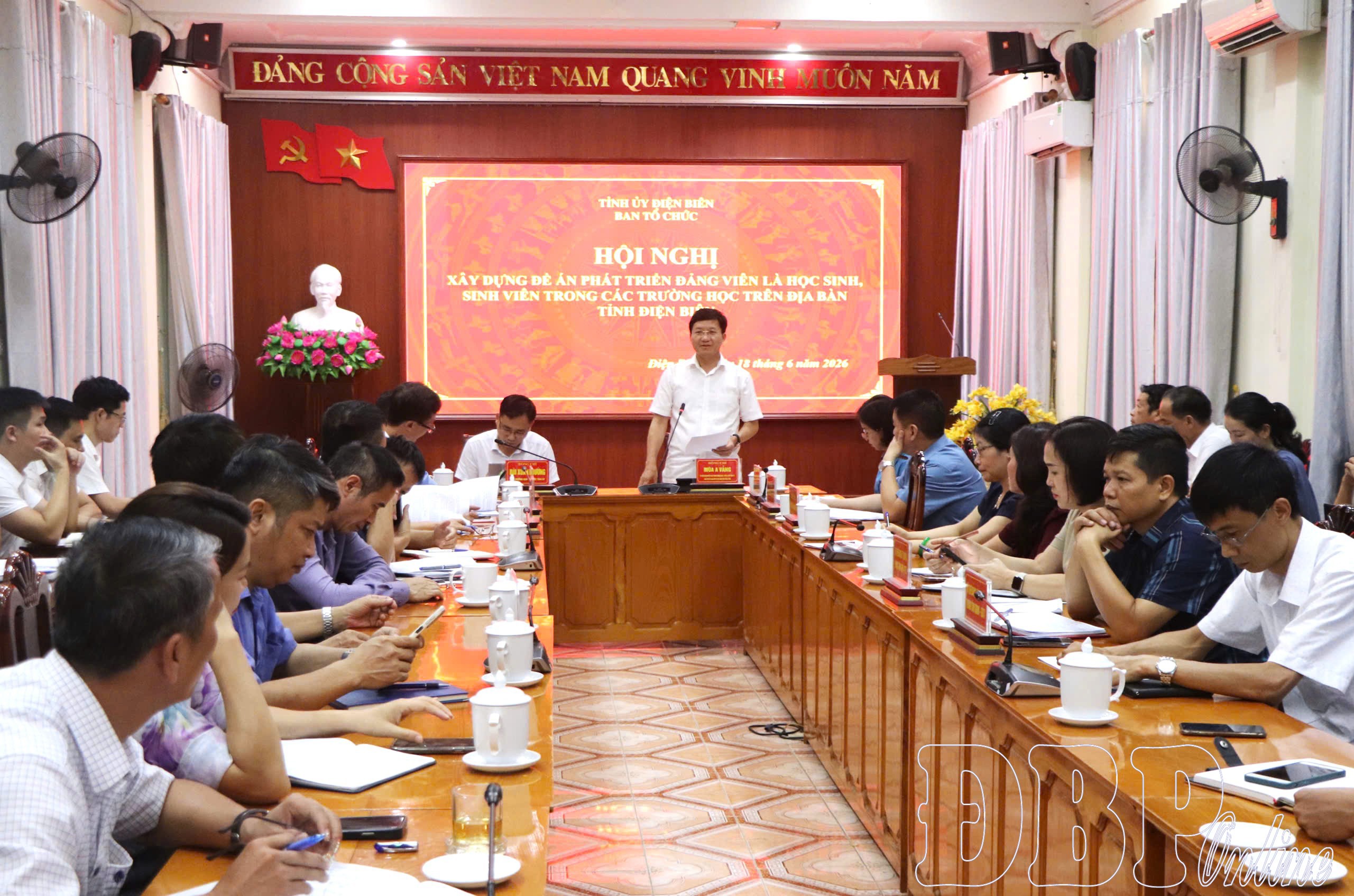 Xây dựng Đề án phát triển đảng viên là học sinh, sinh viên giai đoạn 2026 - 2030
